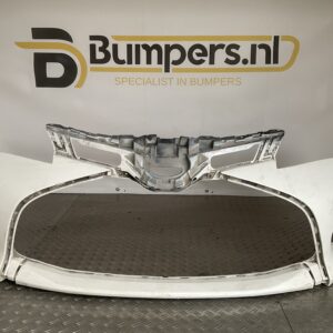 Bumper Toyota Yaris Facelift 17-19 pdc 53102-0D030 Voorbumper D1-16439z