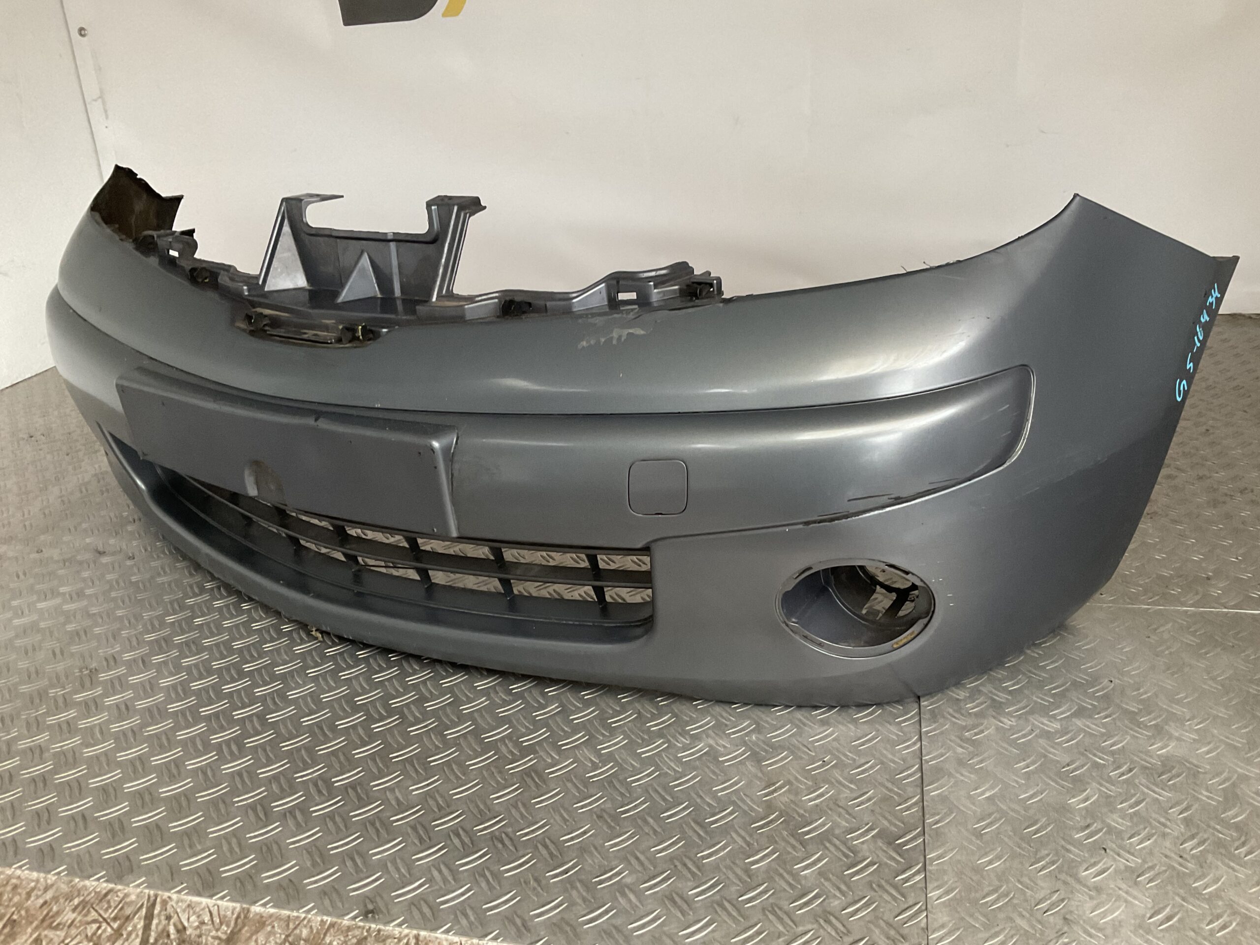 Bumper Nissan Note E11 06-08 620229U040 Voorbumper G5-16434z