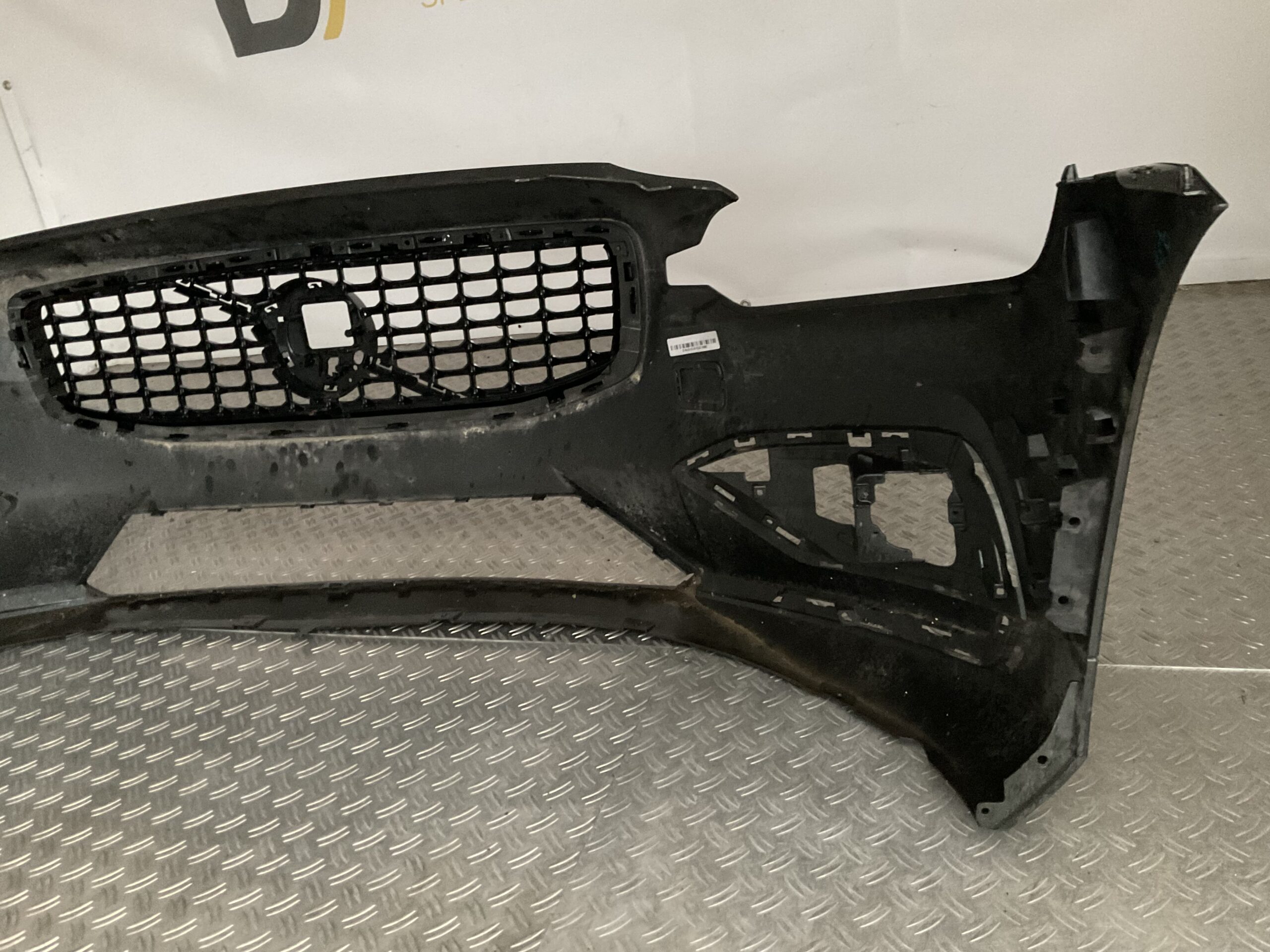 Bumper Volvo S60 V60 2018-2022 31690589 Grill Voorbumper B9-15427z
