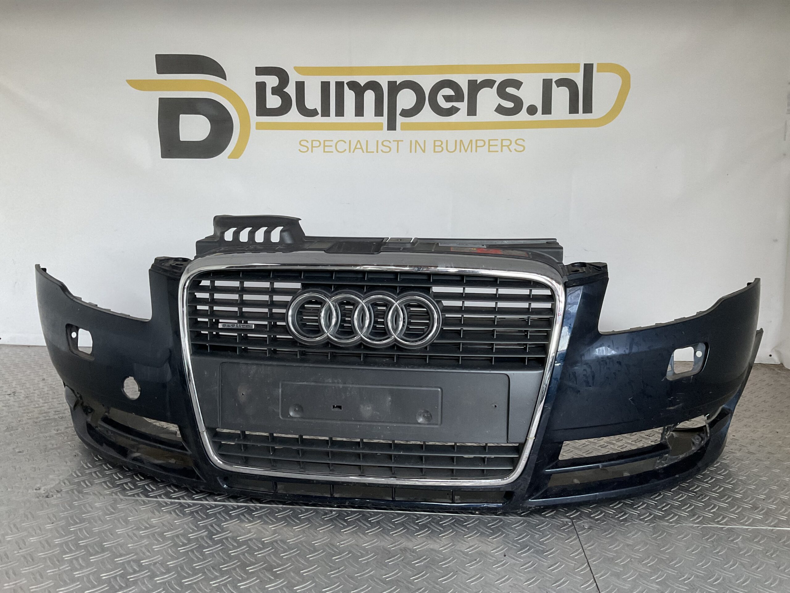 Bumper Audi A4 8E 8H 06-098e0807437 Voorbumper H3-16517z