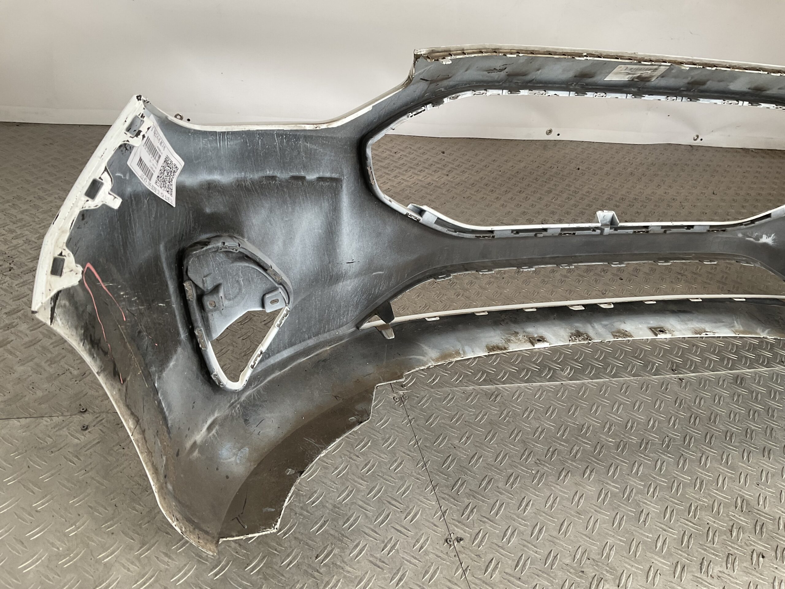 Bumper Ford Fiesta MK8 VIII Facelift 21- N1BB-17757-A Voorbumper D3-16526z