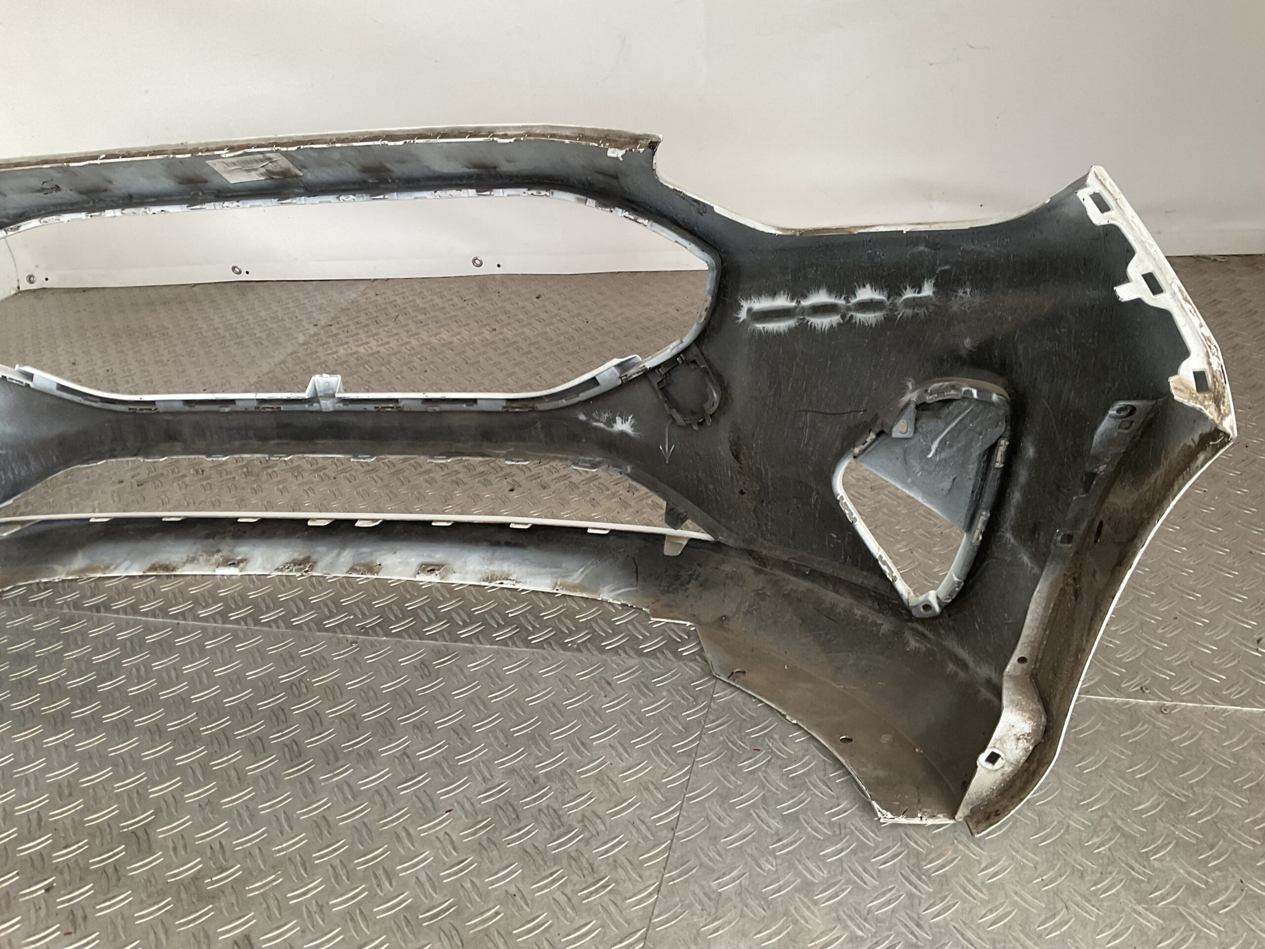 Bumper Ford Fiesta MK8 VIII Facelift 21- N1BB-17757-A Voorbumper D3-16526z