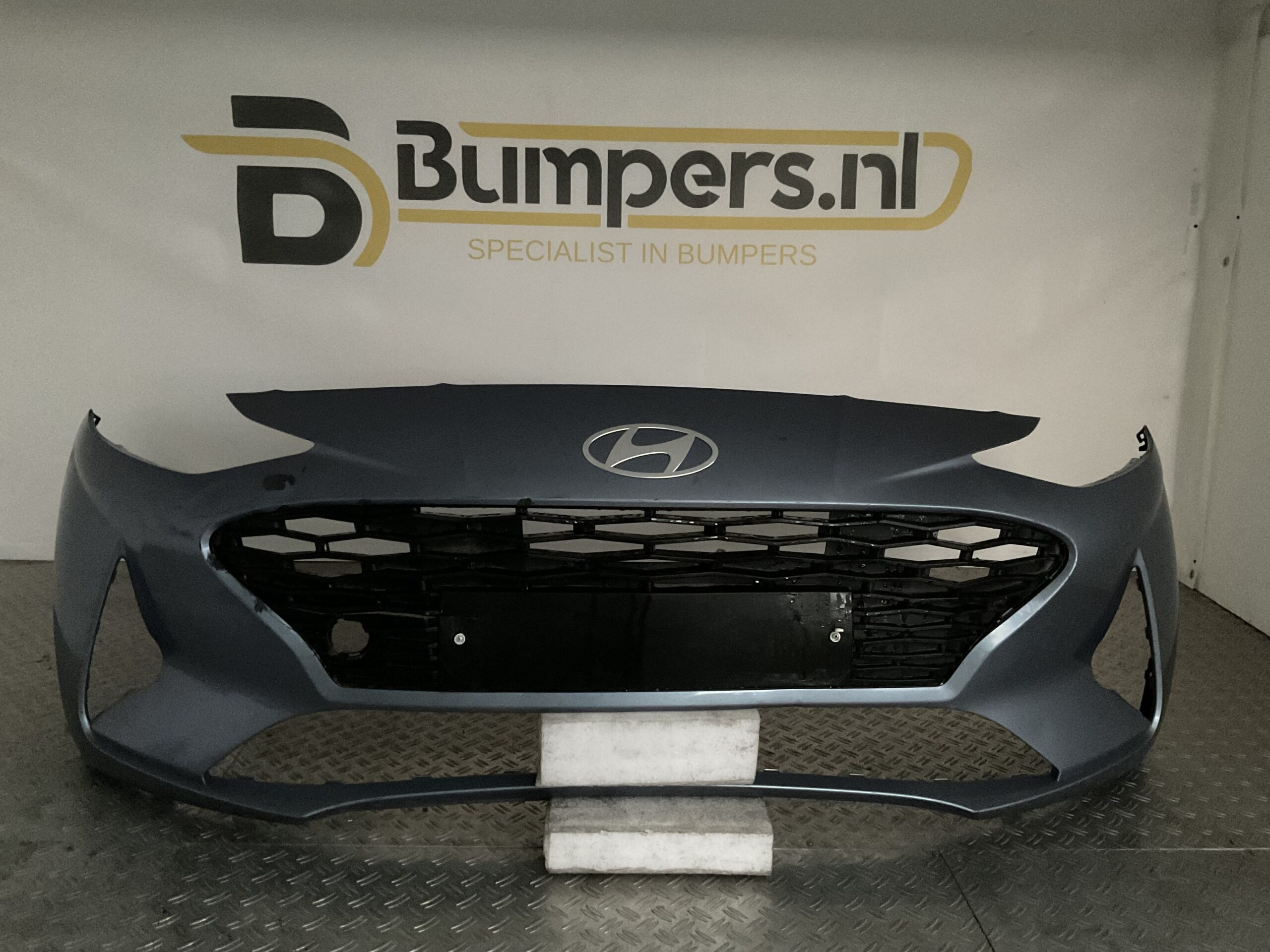 Bumper Hyundai i10 Facelift 23- 86511-K7000 Voorbumper E3-16533z