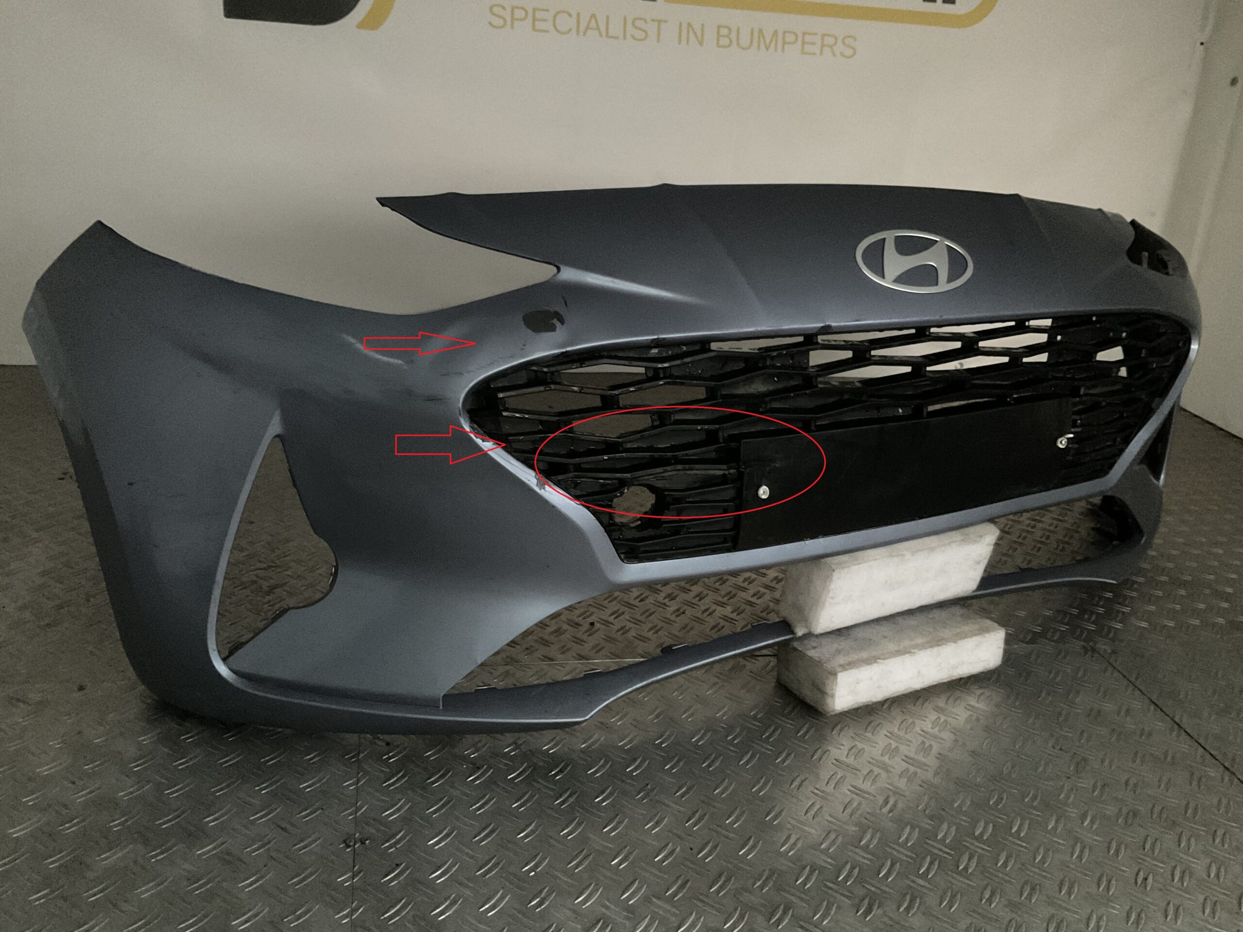 Bumper Hyundai i10 Facelift 23- 86511-K7000 Voorbumper E3-16533z