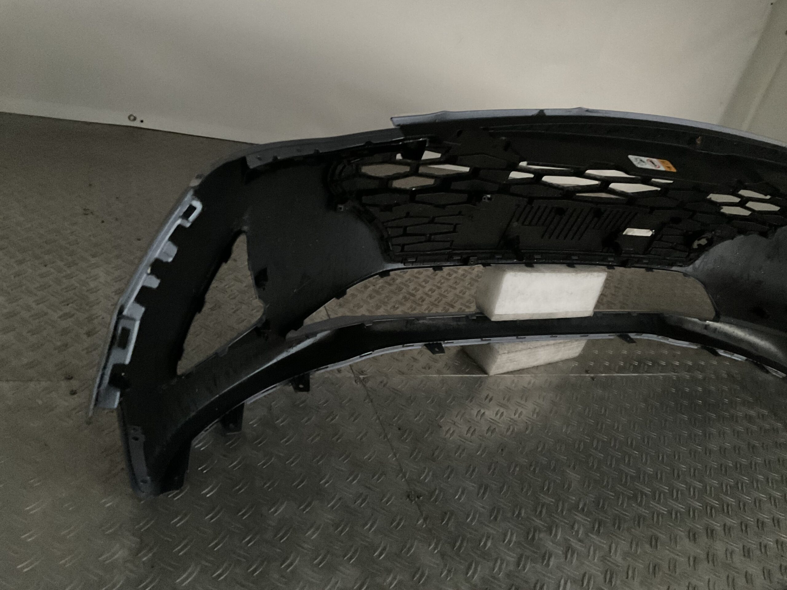 Bumper Hyundai i10 Facelift 23- 86511-K7000 Voorbumper E3-16533z