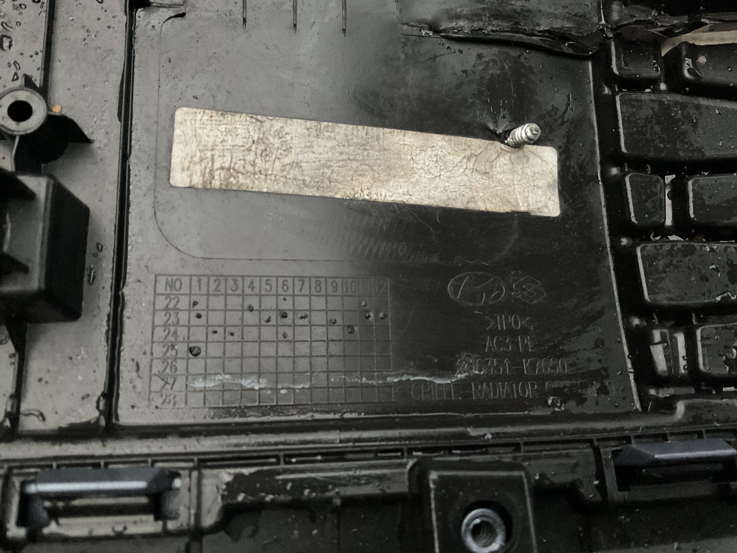 Bumper Hyundai i10 Facelift 23- 86511-K7000 Voorbumper E3-16533z