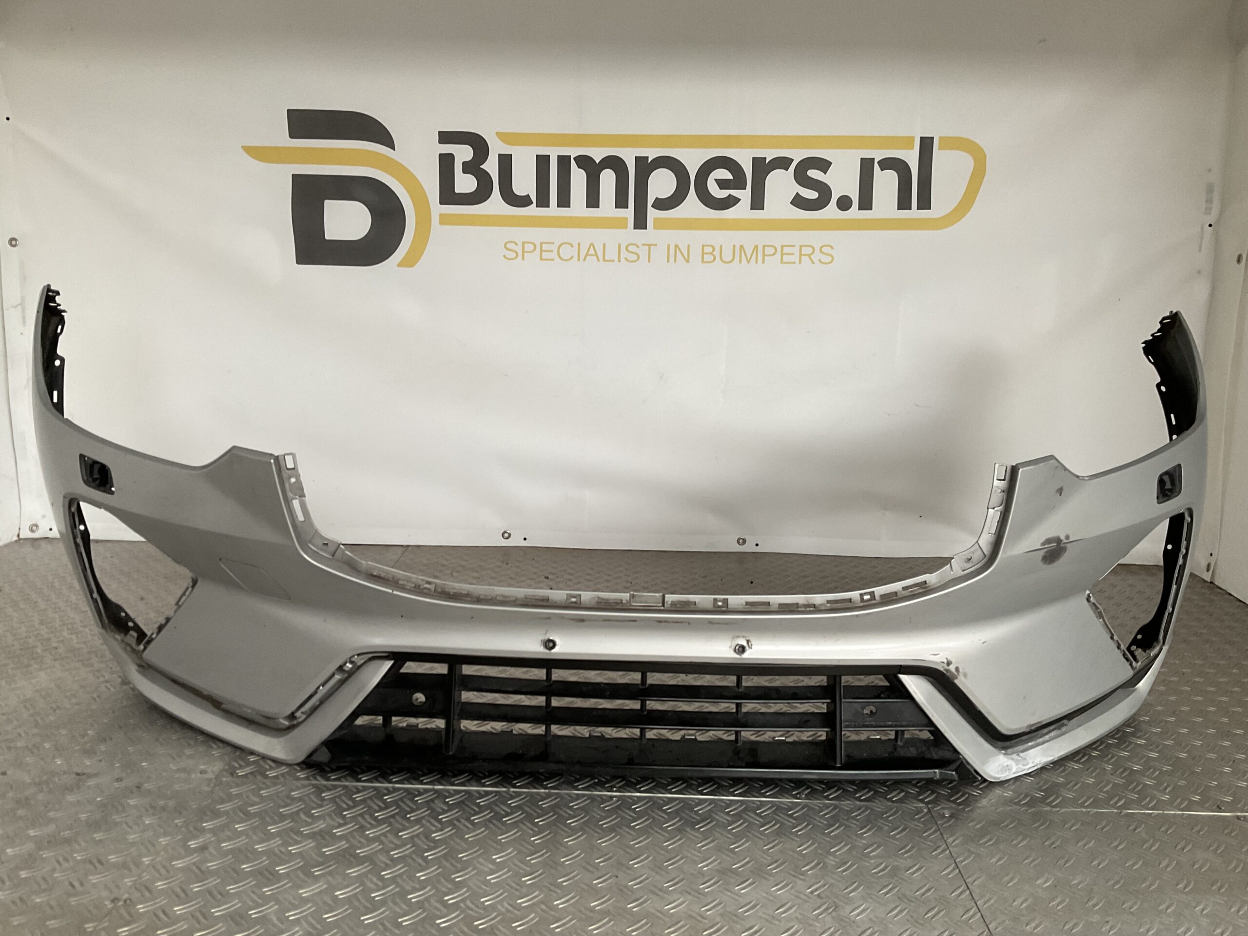 Bumper Volvo XC60 XC-60 R-Design Rdesign Facelift 21- 32234960 Voorbumper E5-16571z