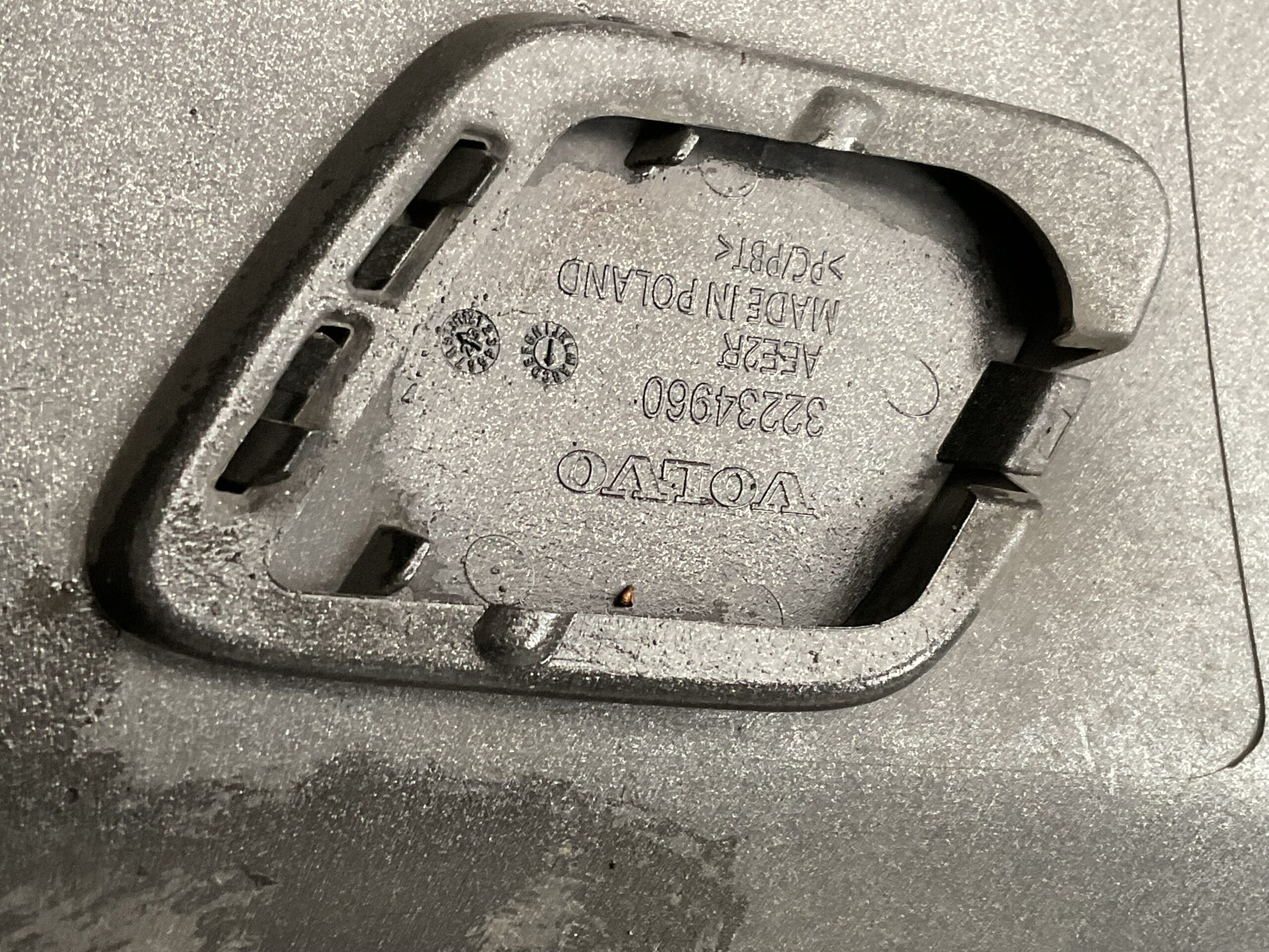 Bumper Volvo XC60 XC-60 R-Design Rdesign Facelift 21- 32234960 Voorbumper E5-16571z