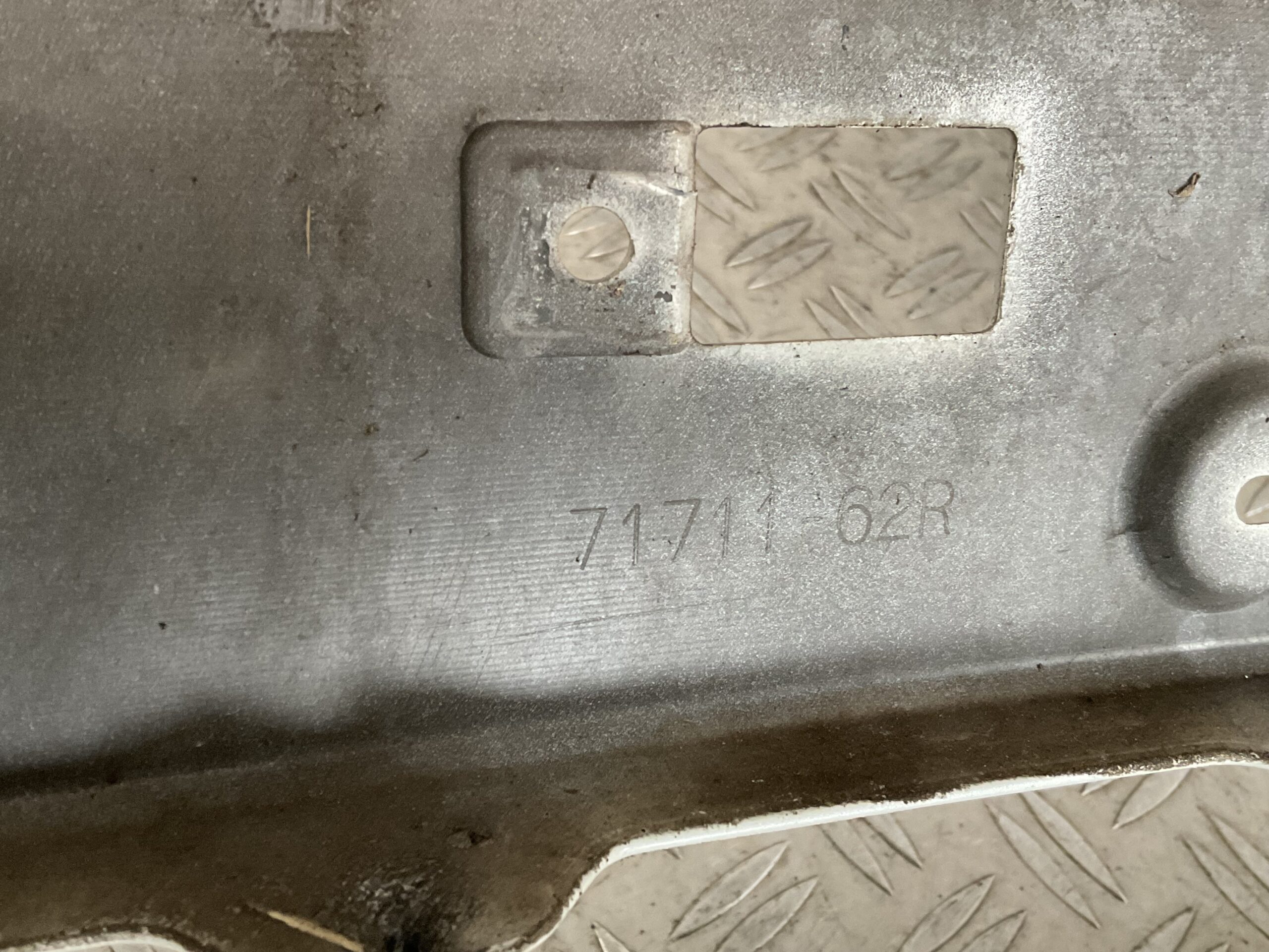 Bumper Suzuki Ignis 3 III 16-20 71711-62R Voorbumper E3-16631z