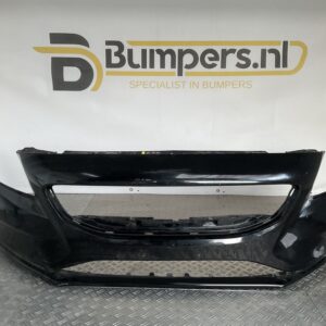 Bumper Volvo V40 Normaal geen pdc kls 31283732 Voorbumper E4-16605z