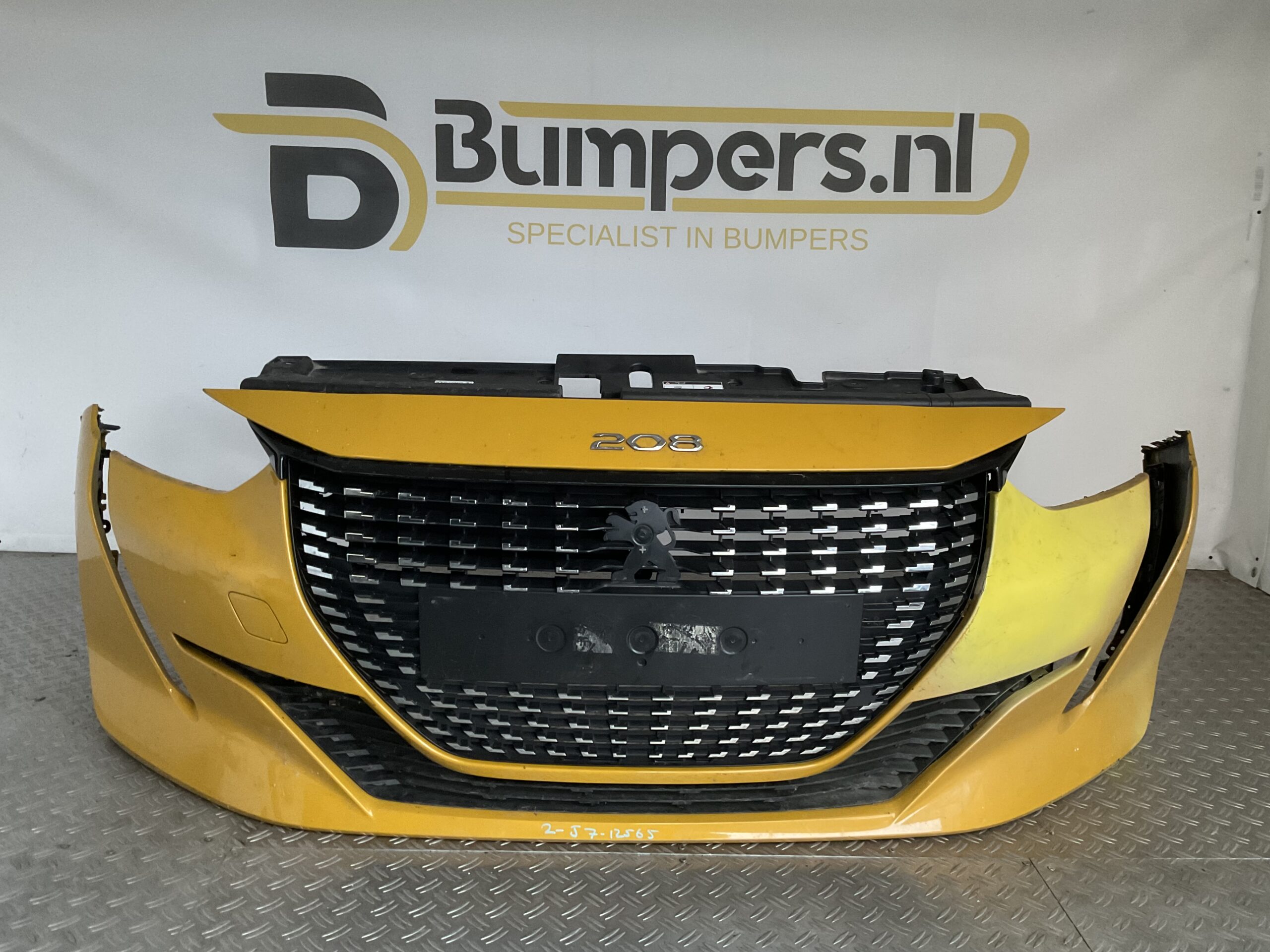 Bumper Peugeot 208 GT line GT-Line 19-24 9829055580 Voorbumper J4-12565