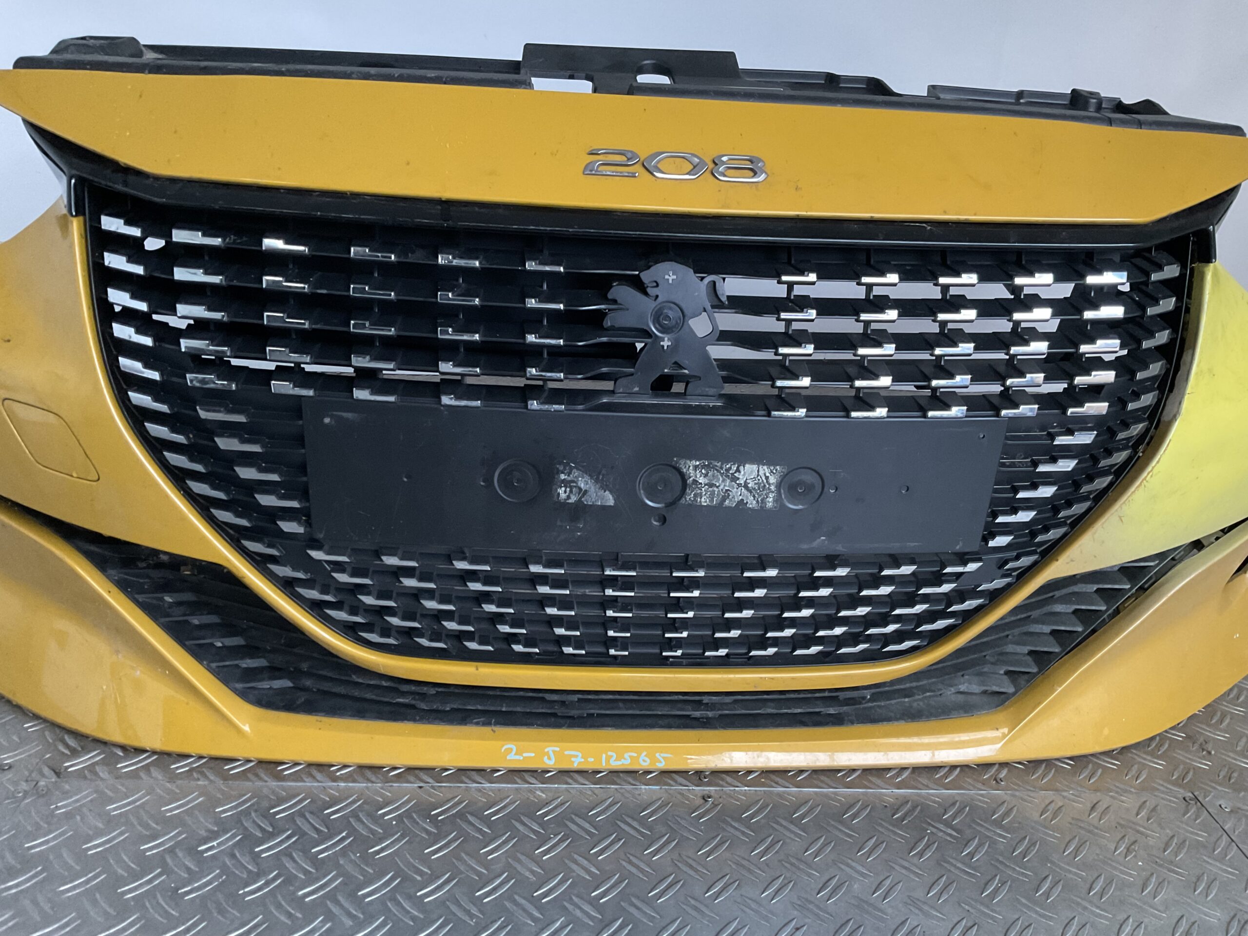 Bumper Peugeot 208 GT line GT-Line 19-24 9829055580 Voorbumper J4-12565