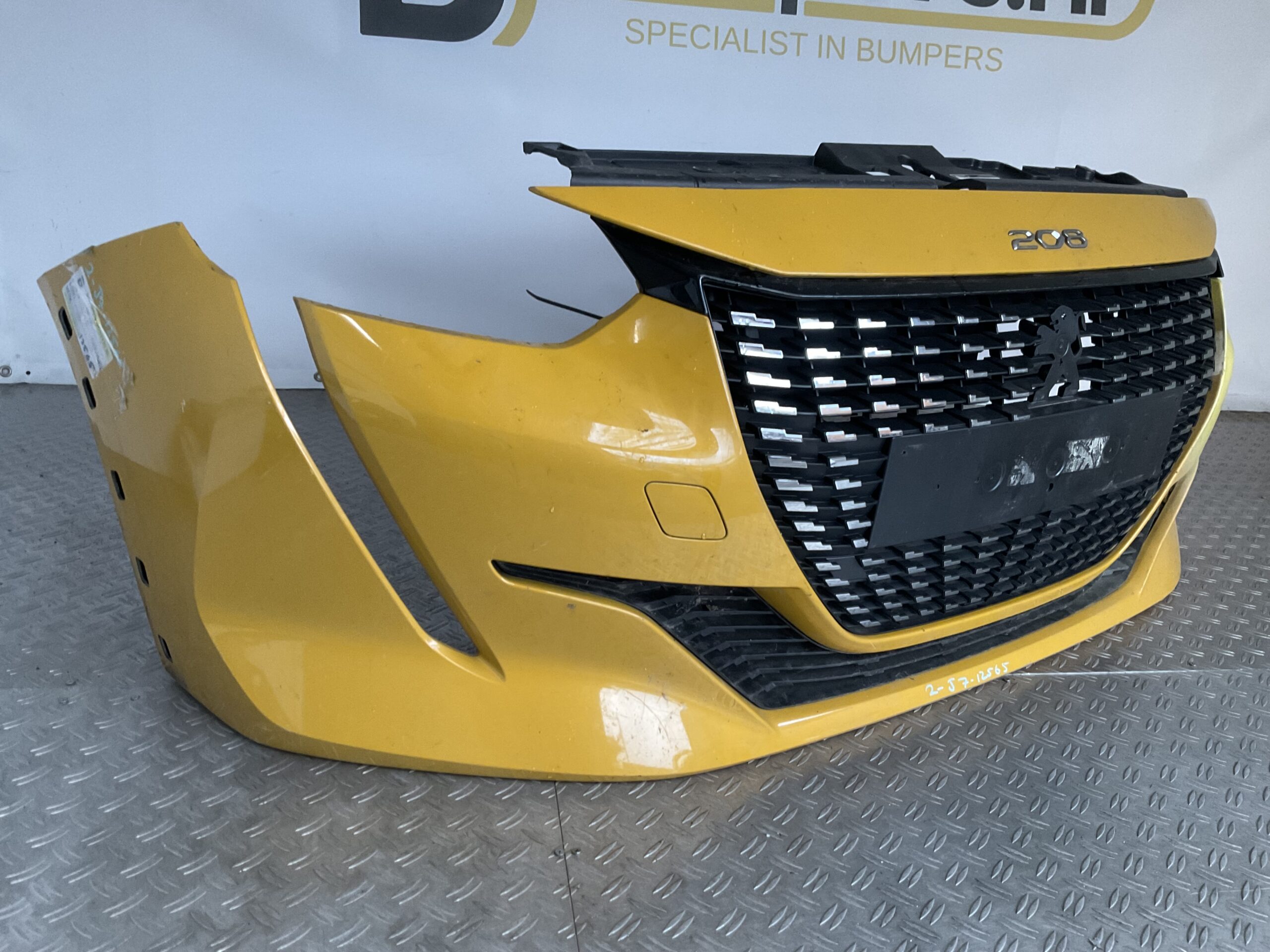 Bumper Peugeot 208 GT line GT-Line 19-24 9829055580 Voorbumper J4-12565