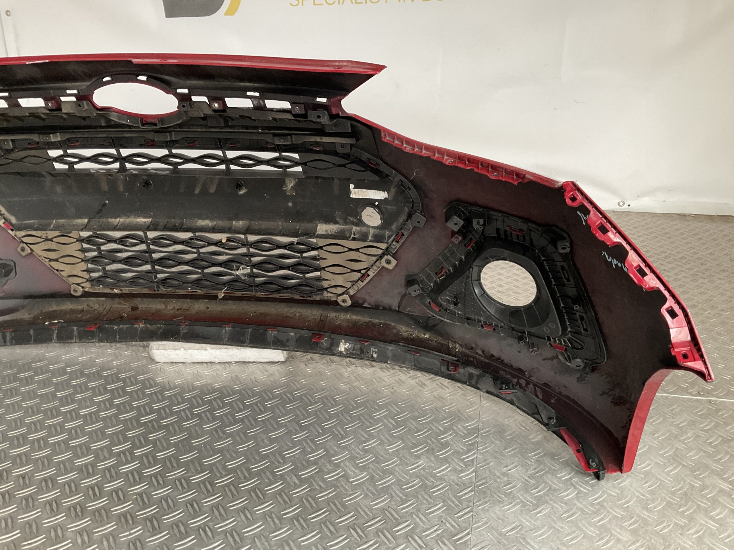 Bumper Hyundai i10 13-16 86569-B900 Voorbumper E2-12636z