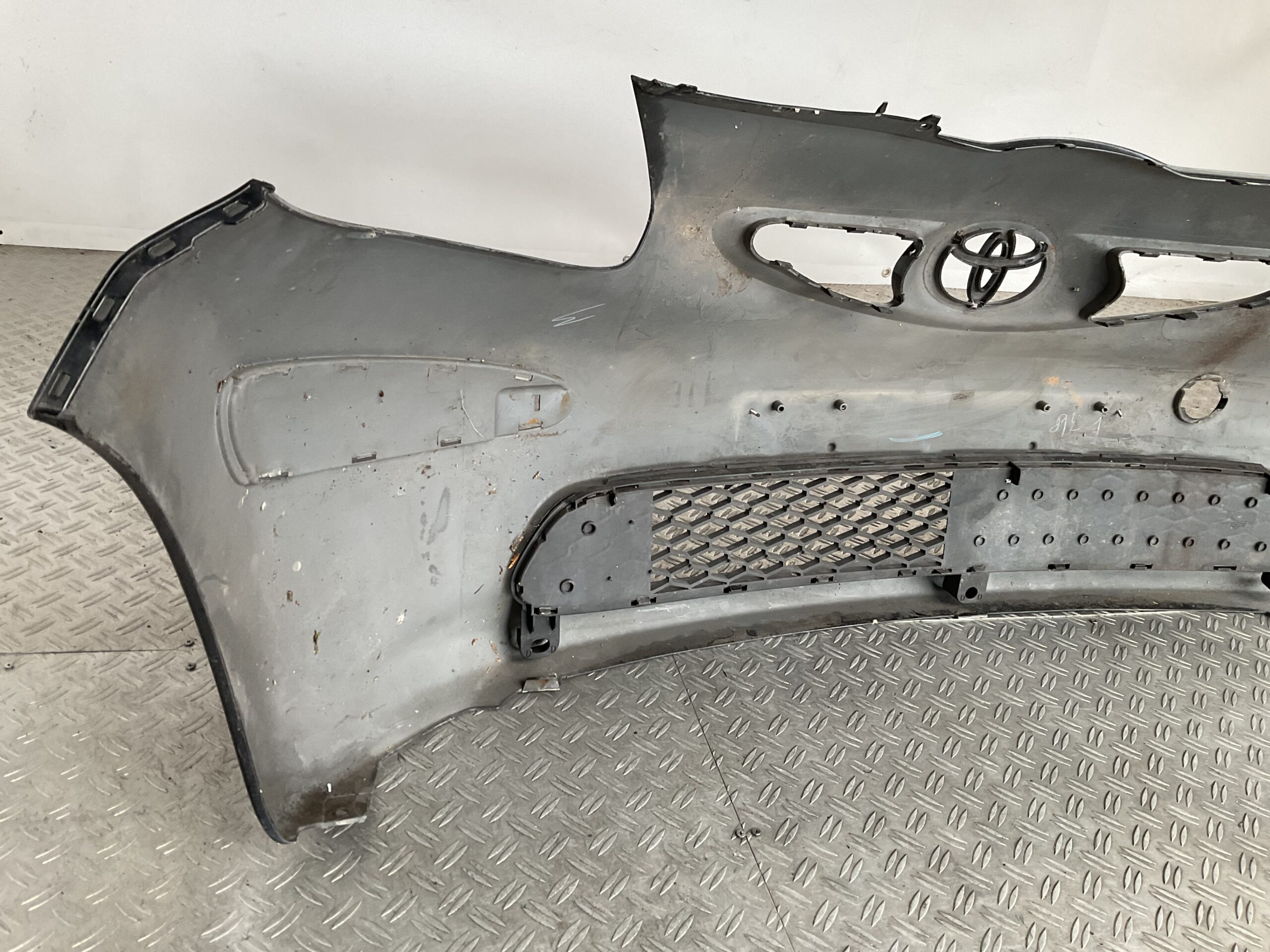 Bumper Toyota Aygo 05-10 52119-0h030 Voorbumper D1-16698z