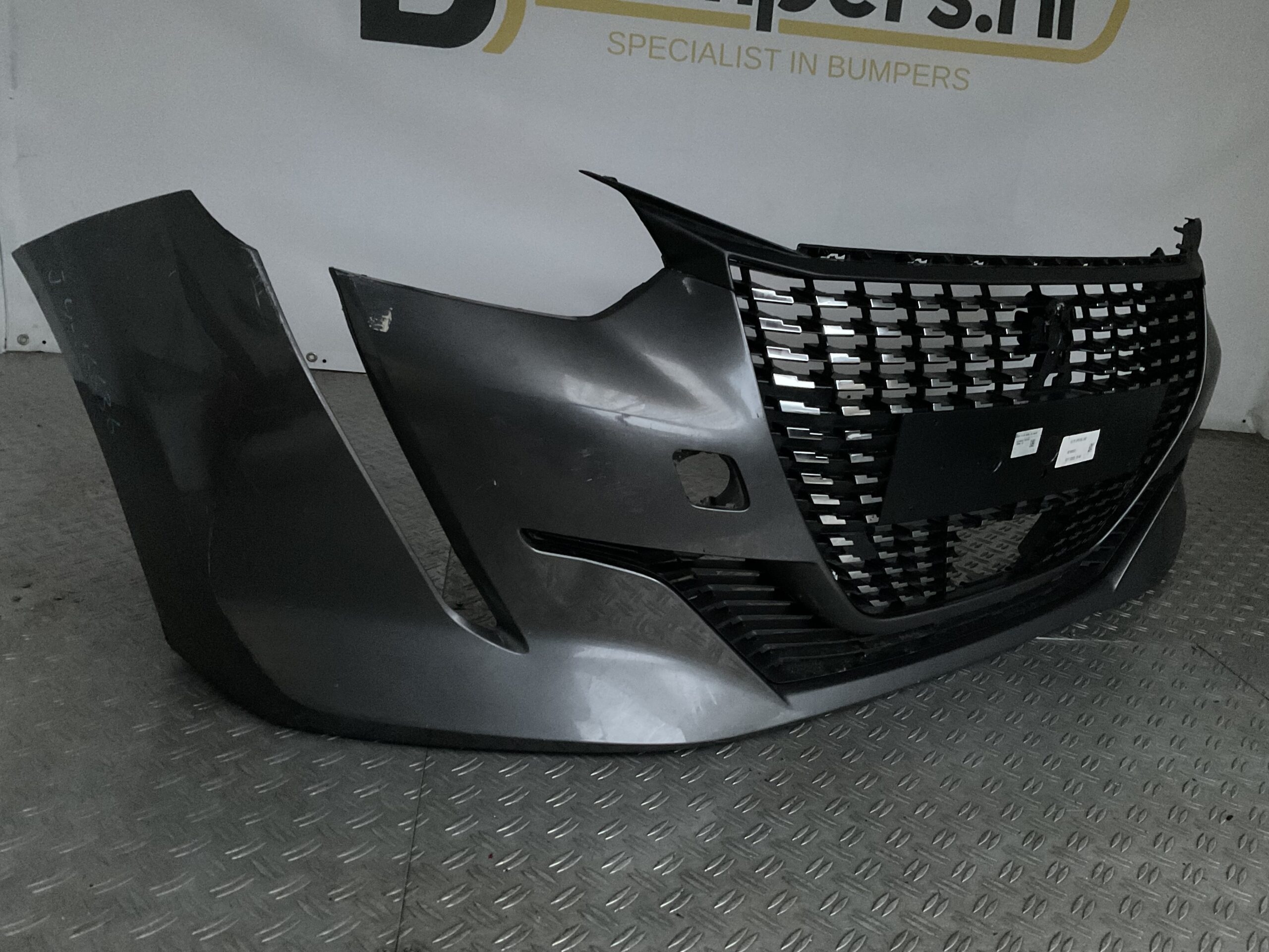 Bumper Peugeot 208 19-23 9823203580 Voorbumper J4-16636z