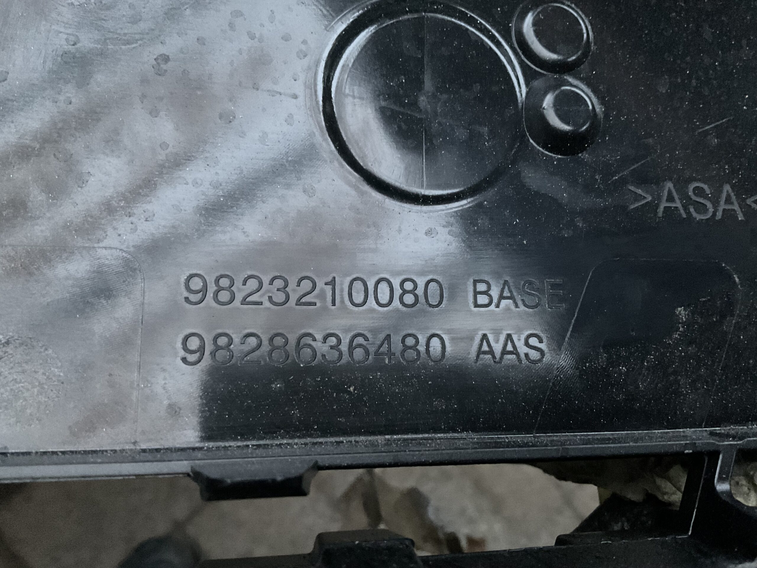 Bumper Peugeot 208 19-23 9823203580 Voorbumper J4-16636z