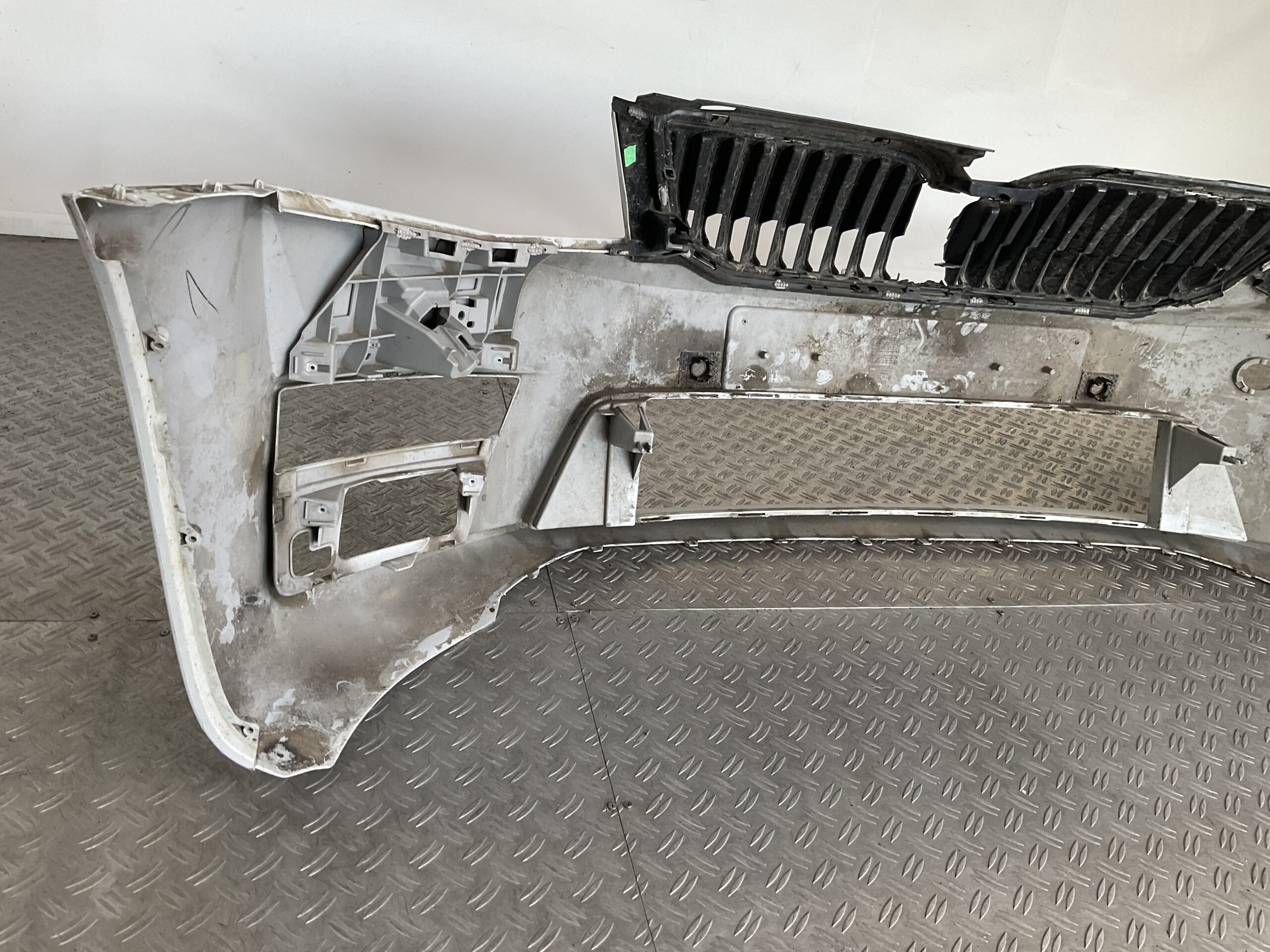 Bumper Skoda Octavia III MK3 5E 5e0807221 Voorbumper H4-16655z