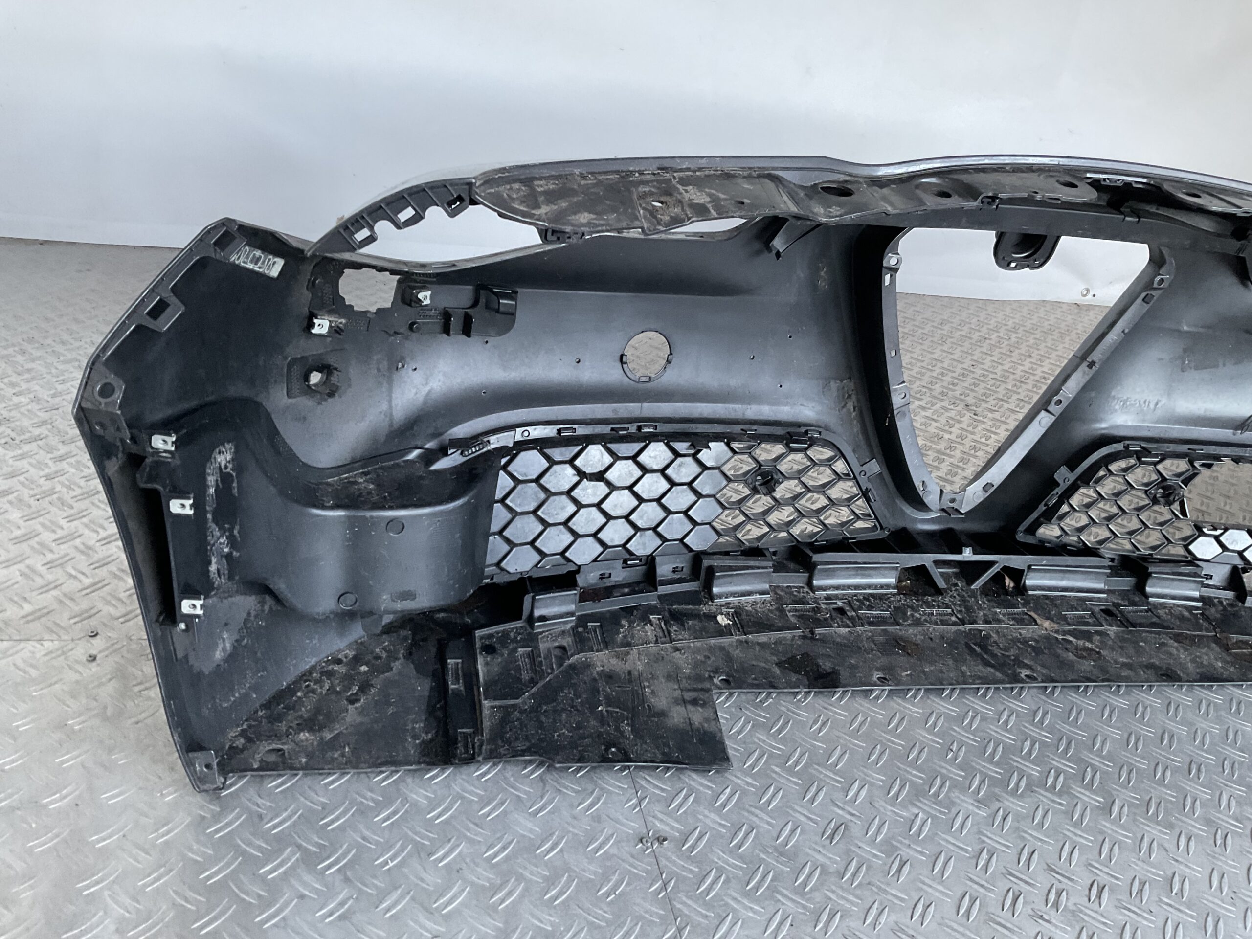 Bumper Alfa Romeo Giulia 18- 50546875 Voorbumper M1-16632z