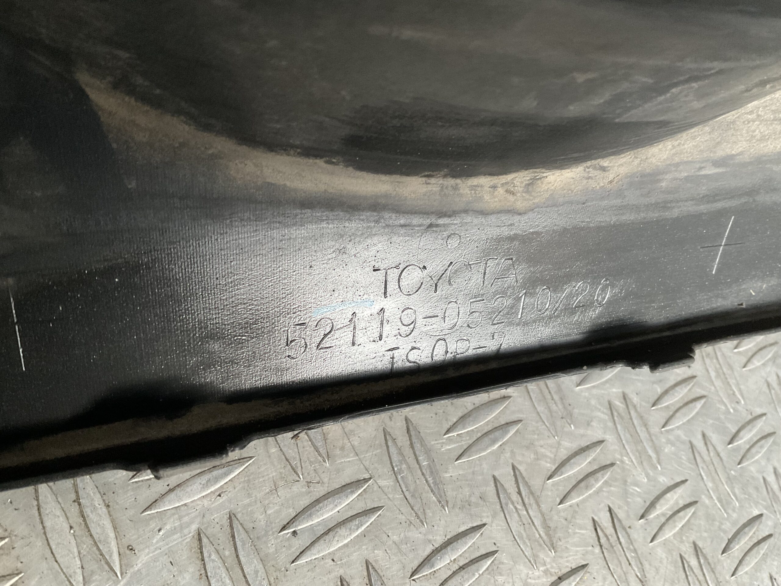 Bumper Toyota Avensis Facelift 12-15 52119-05210 Voorbumper D5-16680z