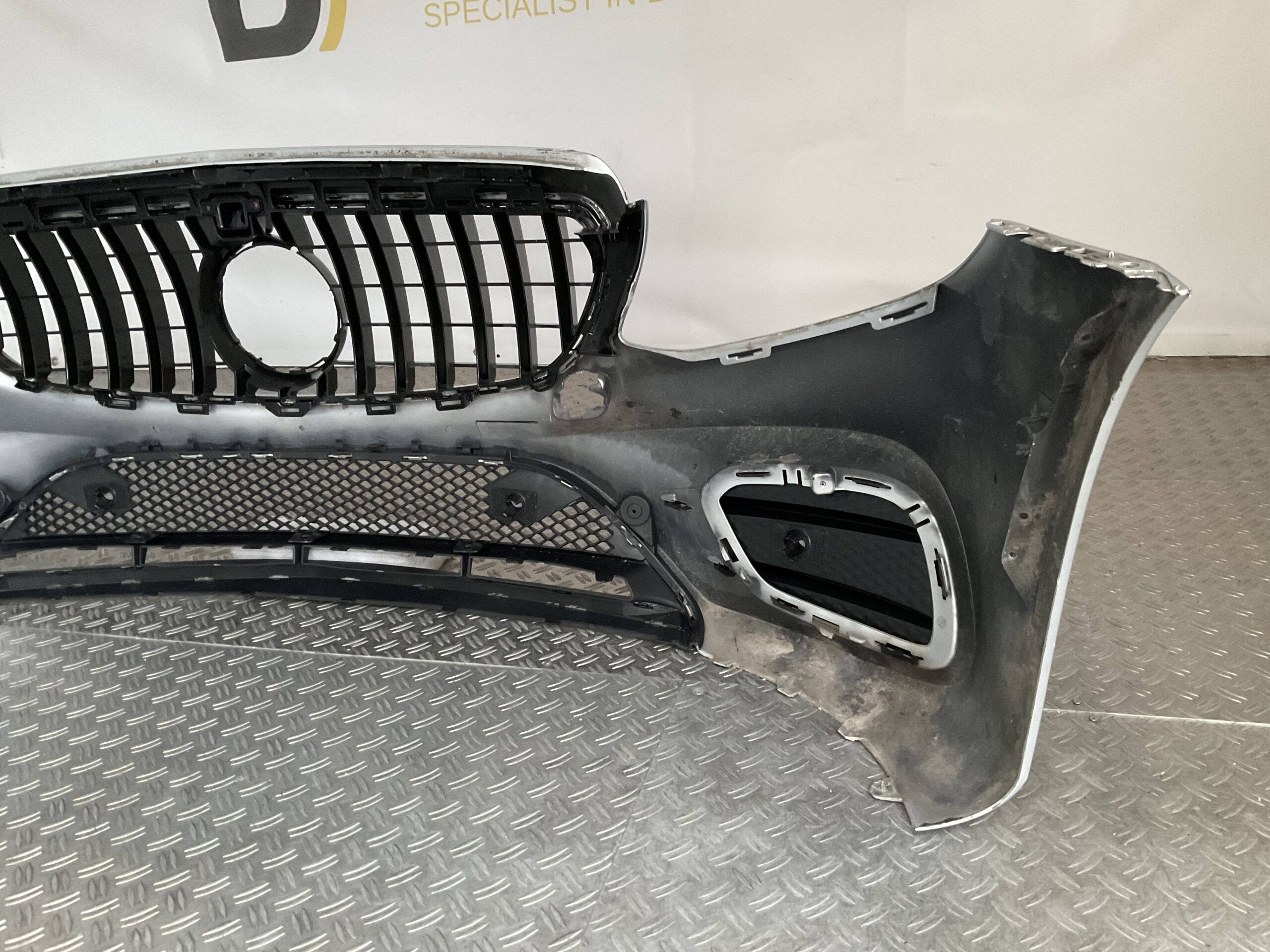 Bumper Mercedes E Klasse W213 AMG 16-21 A2138852600 Voorbumper A4-16631