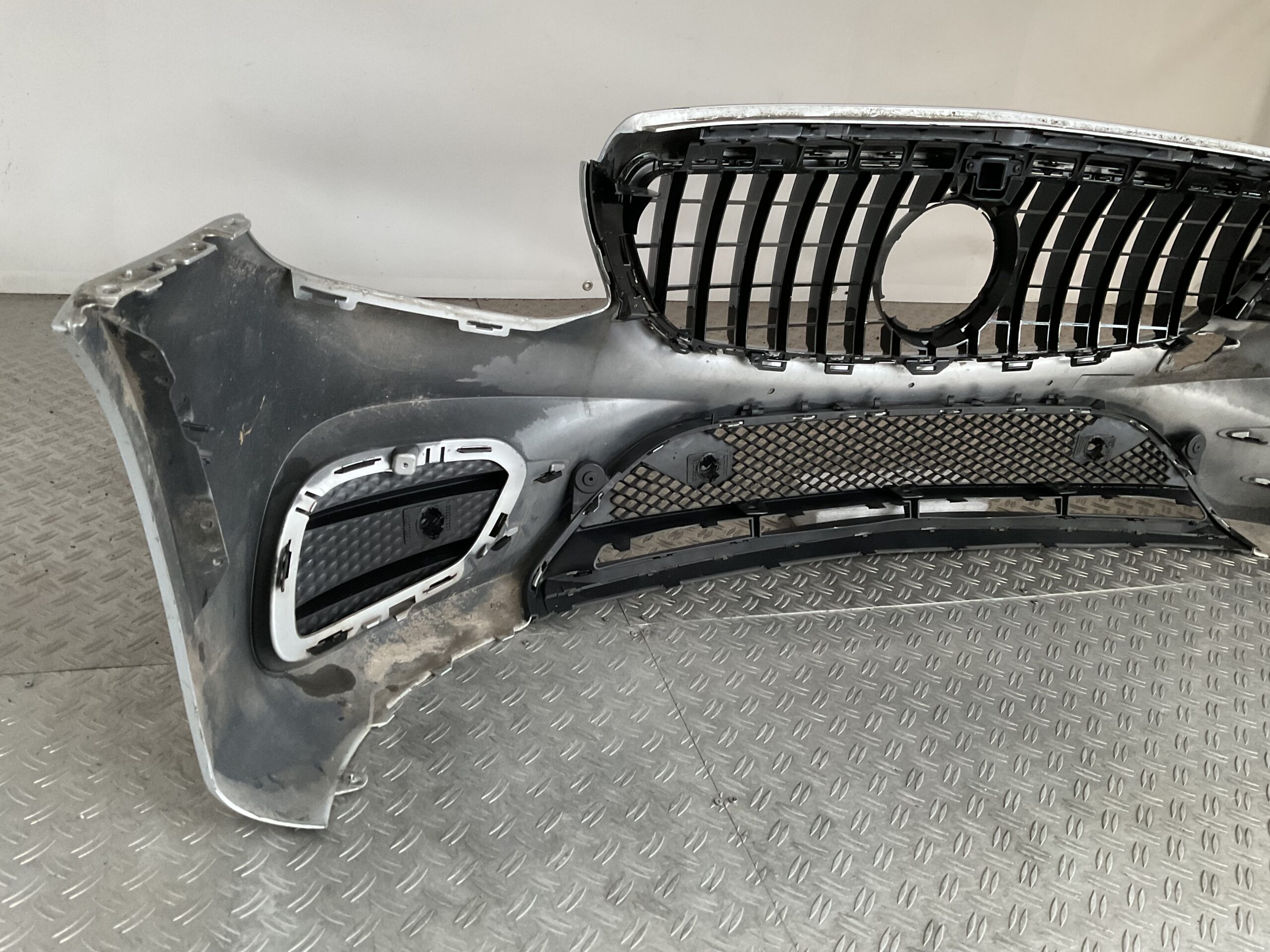 Bumper Mercedes E Klasse W213 AMG 16-21 A2138852600 Voorbumper A4-16631