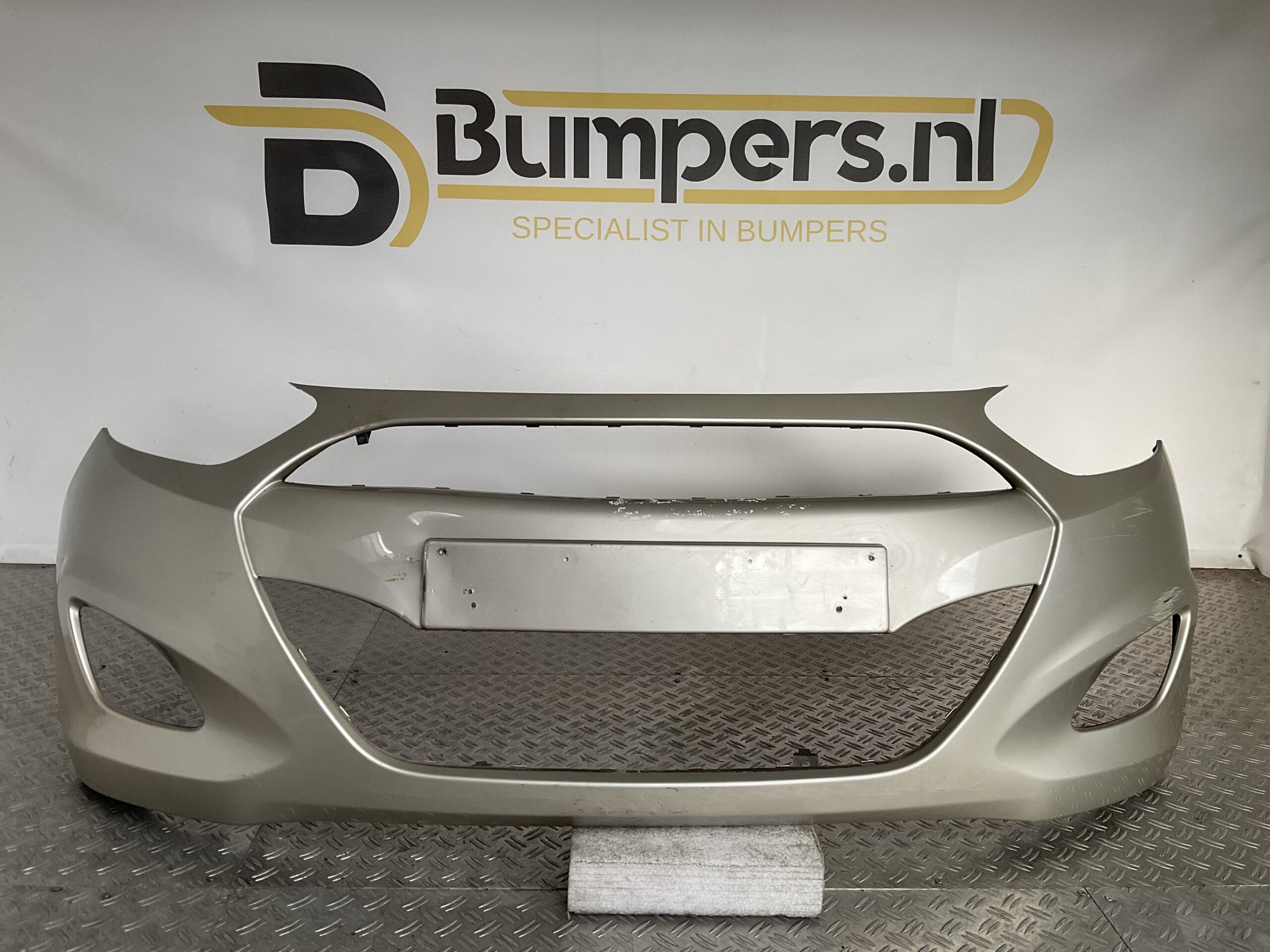 Bumper Hyundai i10 2011-2013 86511-0X210 Voorbumper E3-16716z