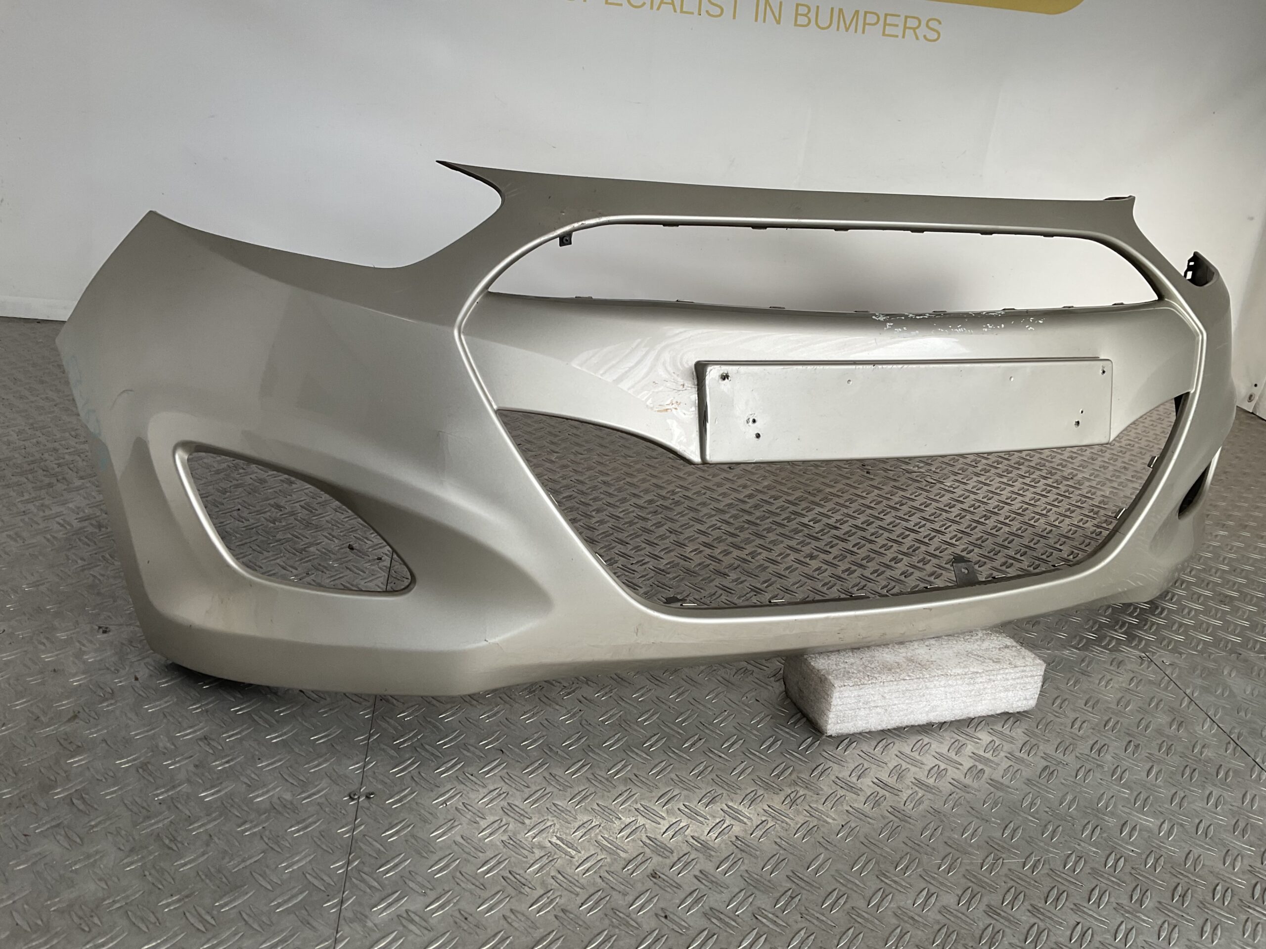 Bumper Hyundai i10 2011-2013 86511-0X210 Voorbumper E3-16716z