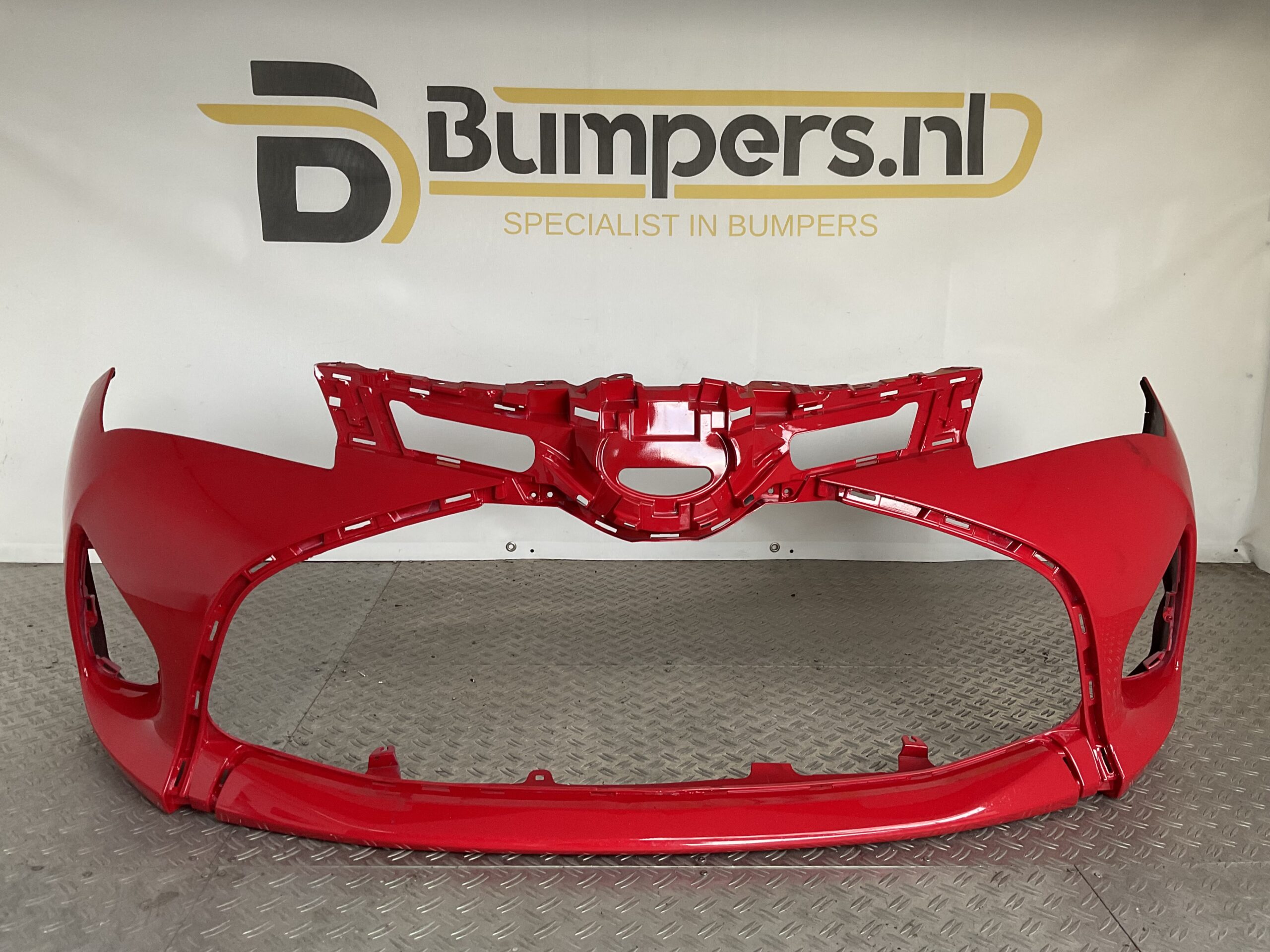 Bumper Toyota Yaris Facelift 17-19 53102-0D030 Voorbumper D3-16796z