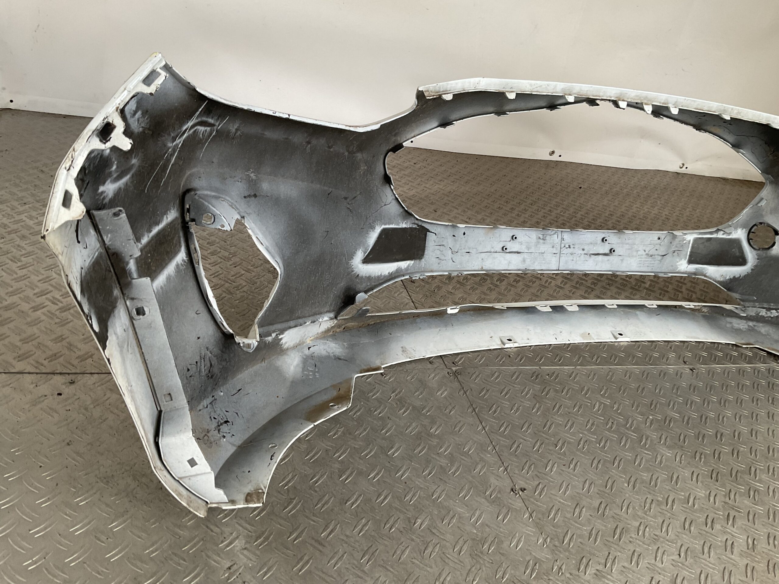 Bumper Ford Fiesta MK8 17-21 H1BB-17757-A Voorbumper D4-16814z