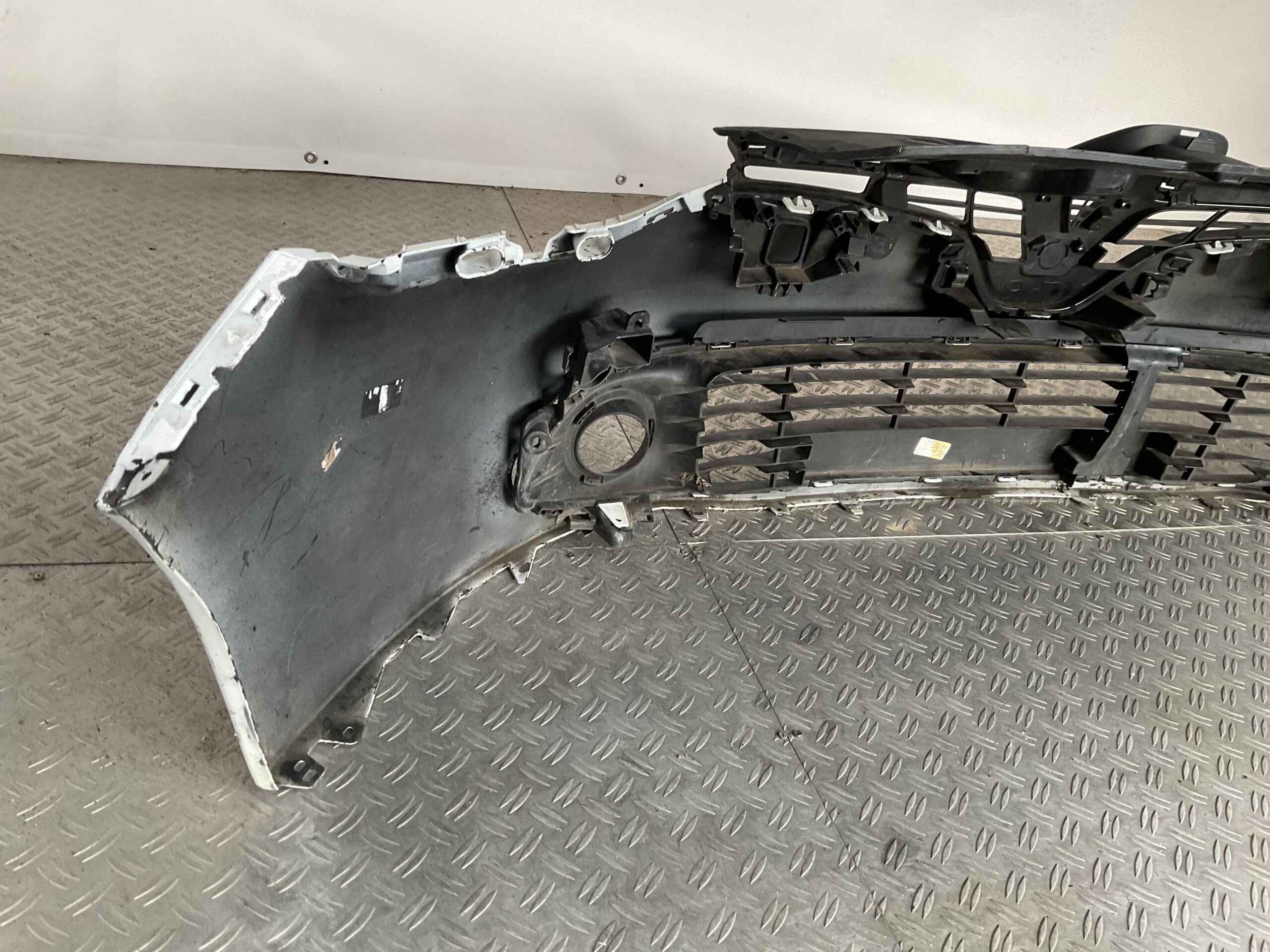 Bumper Renault Clio 4 2012-2015 620221112R Voorbumper 2-F2-14238z