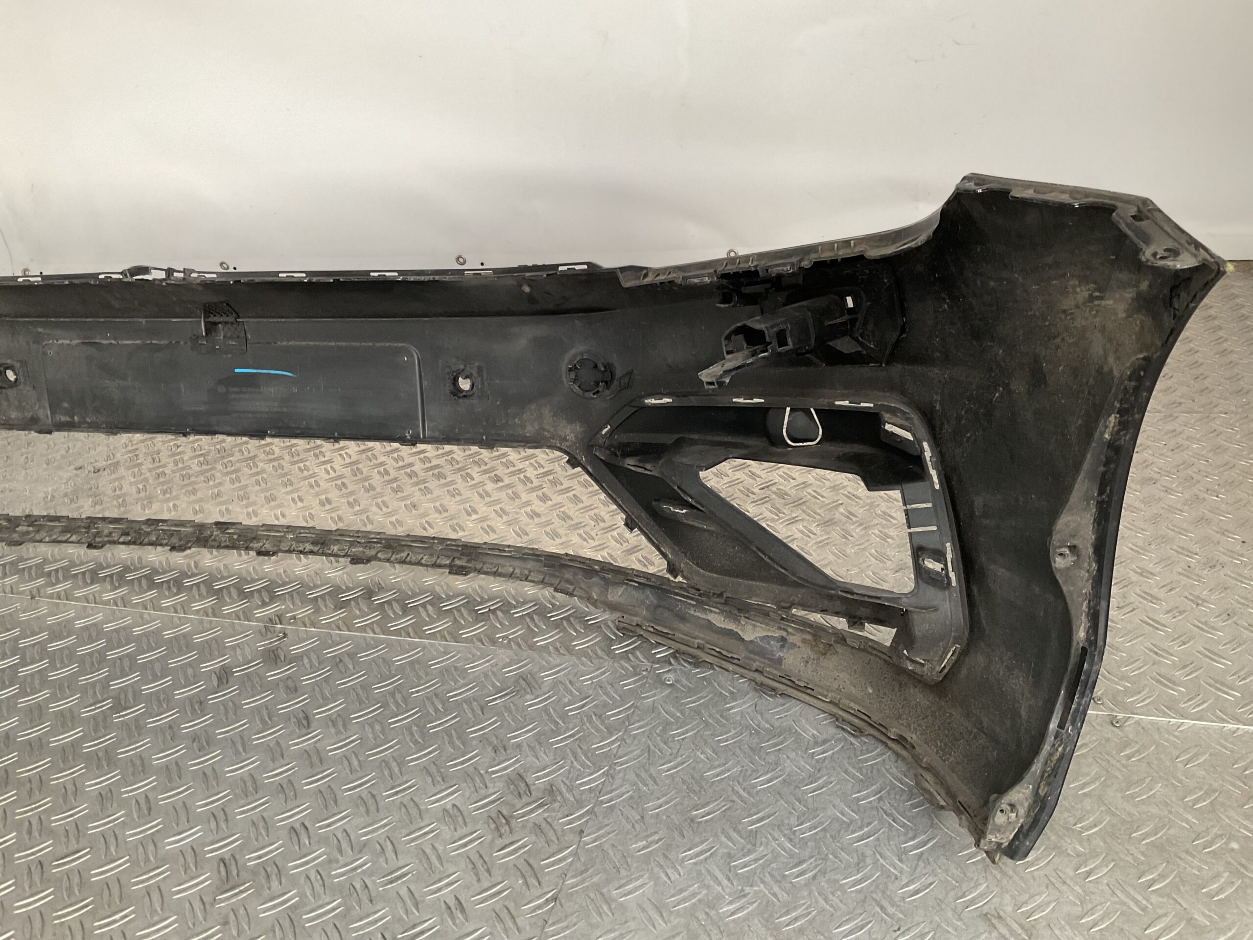 Bumper Volkswagen Touran 5TA 15-21 5ta807221 RLINE R-LINE Voorbumper C2-16959z