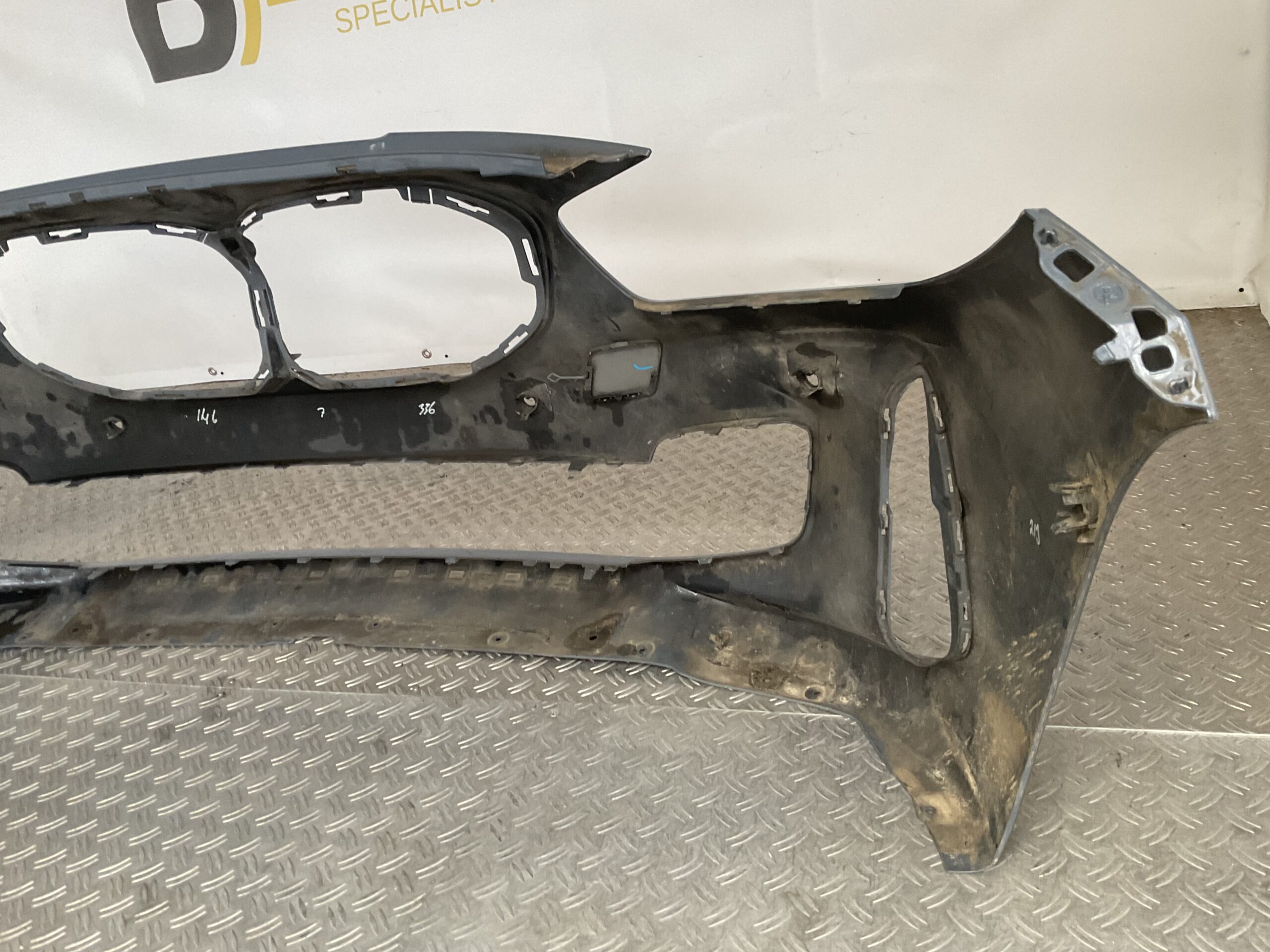 Bumper BMW 1 Serie F40 MPakket M-Pakket 51118070928 Voorbumper K5-16941z