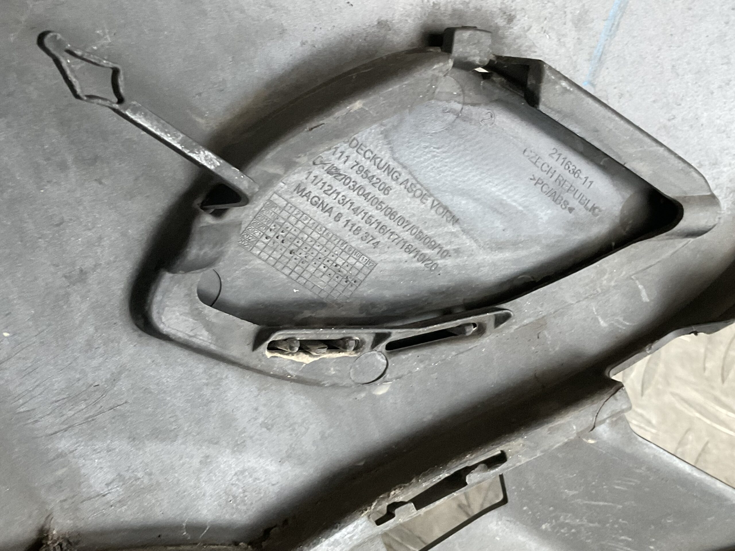 Bumper BMW X1 F48 LCI 2015-2019 51117954205 Voorbumper K5-16945z