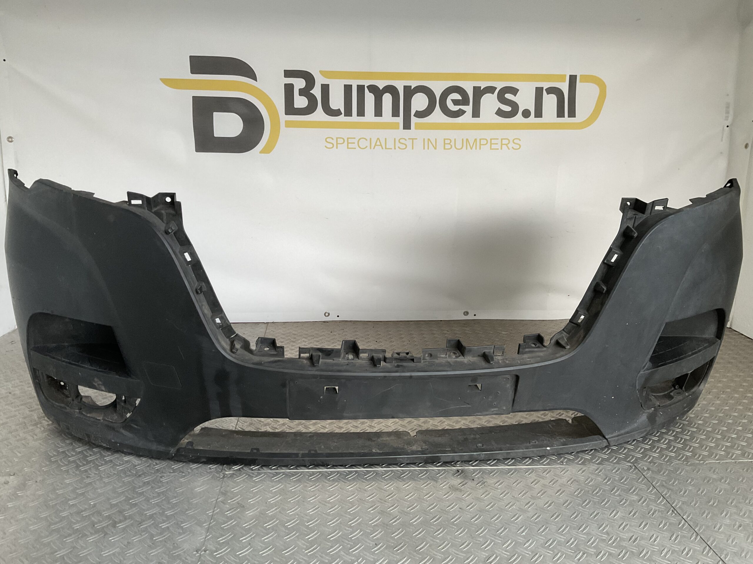 Bumper Renault Master 3 19-24 620228205R Voorbumper F10-16948z