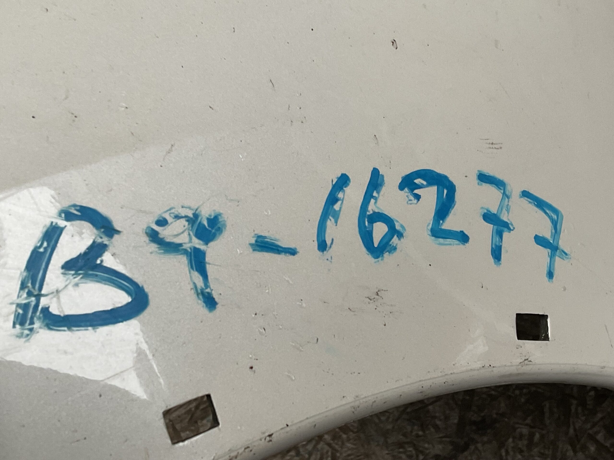 Bumper Mitsubishi Outlander 16-18 6410G227ZZ Voorbumper B9-16277z