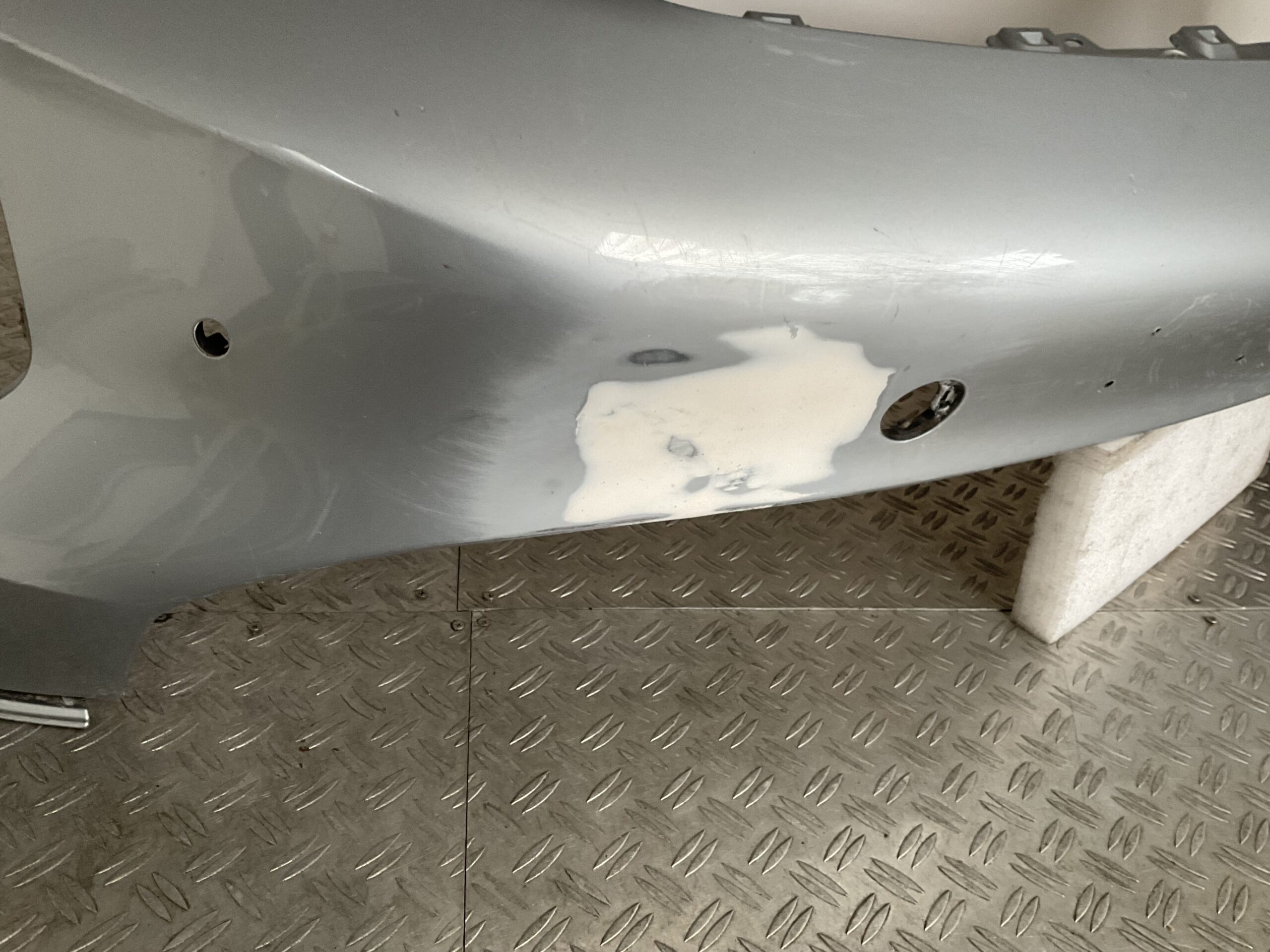 Bumper Porsche Taycan 9J1 9J180221 Voorbumper M1-16985z