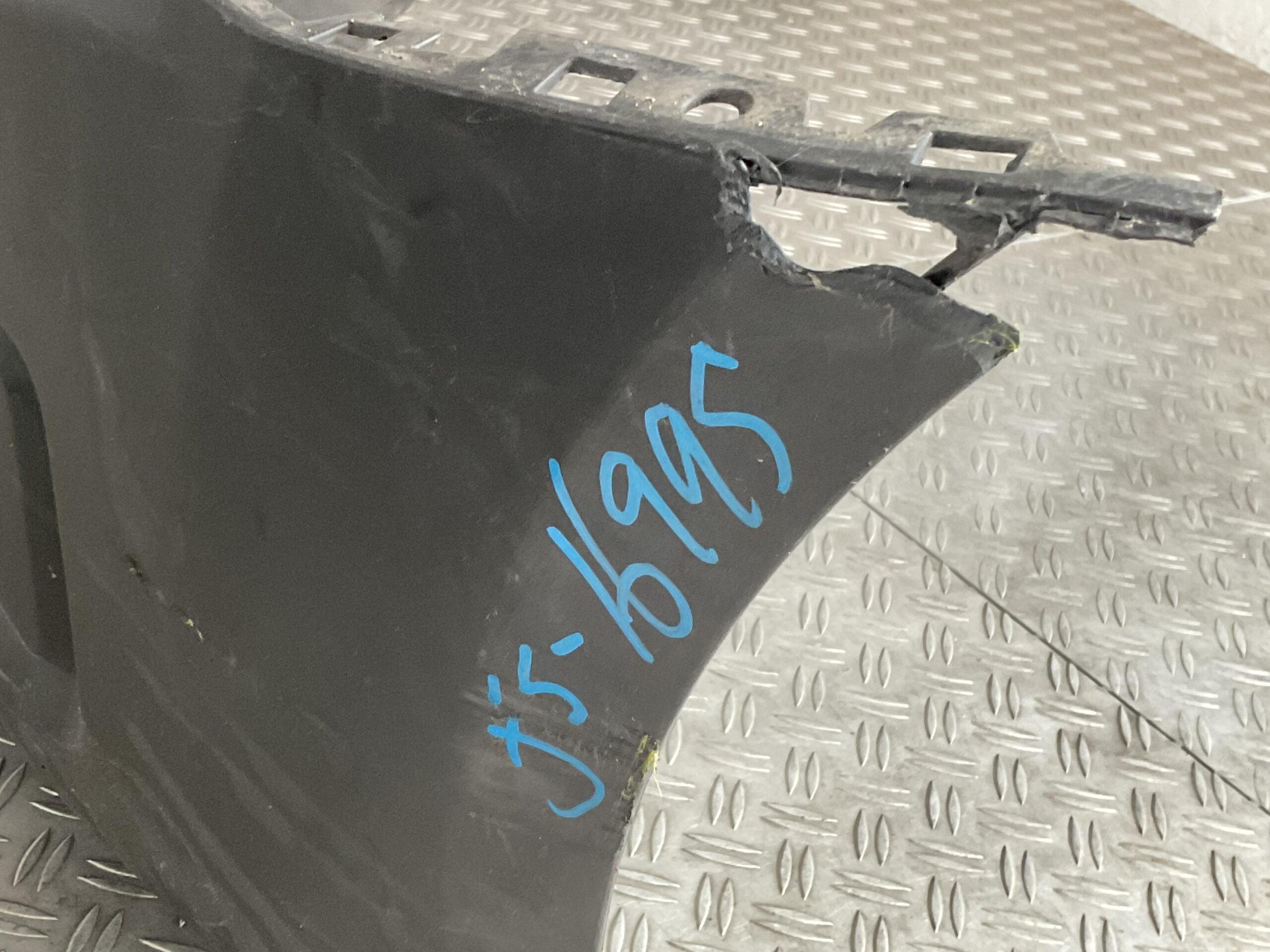 Bumper Ford Transit Connect 18- KT1B-17K819-a Voorbumper J5-16995z