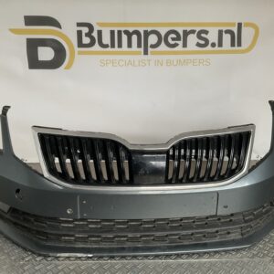 Bumper Skoda Octavia 3 Facelift kls 16-20 5E0807221n Voorbumper H5-17099z