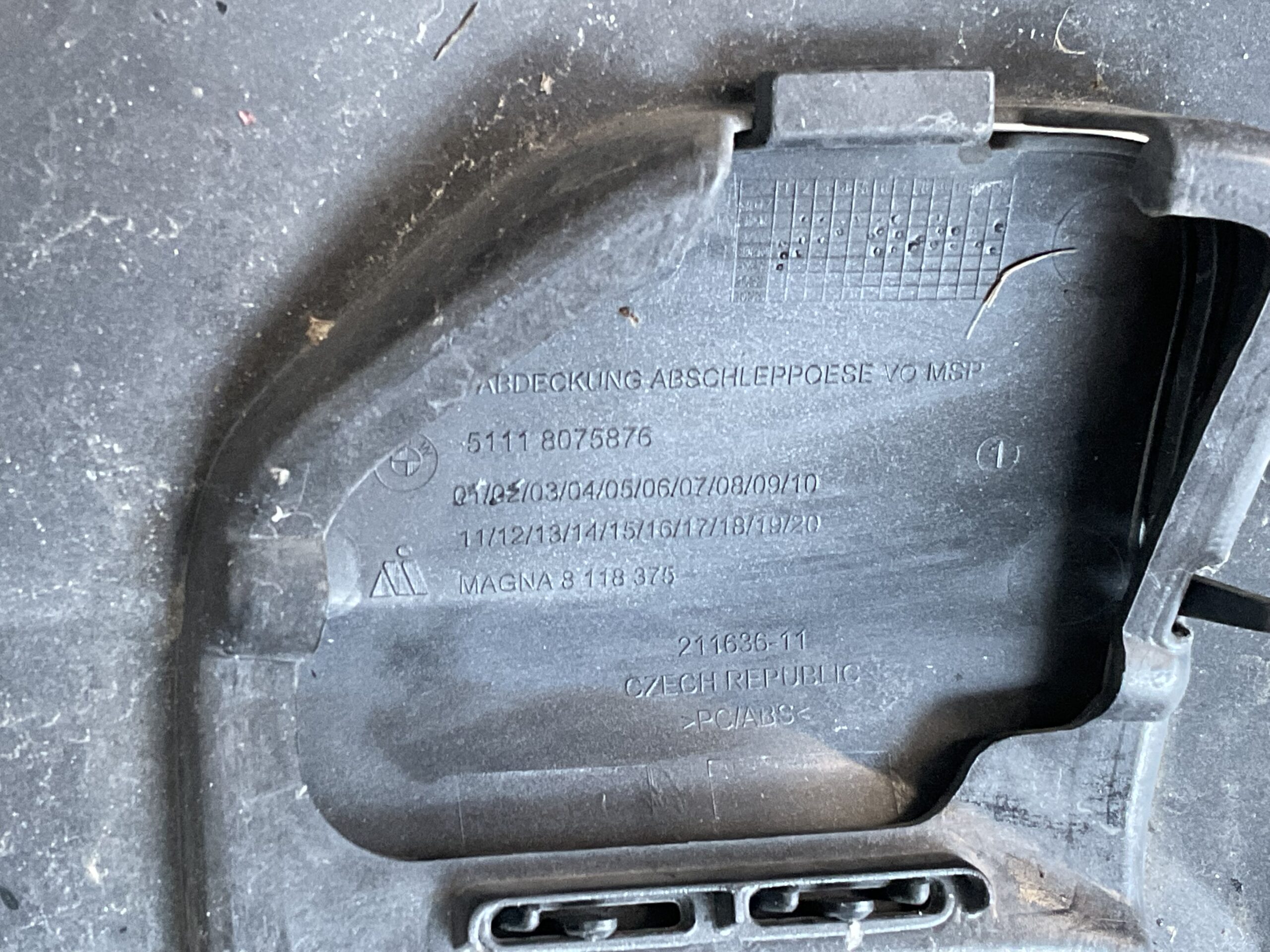 Bumper BMW X1 F48 Facelift LCI M-Pakket M Pakket 19- 51118075875 Voorbumper K5-17232z