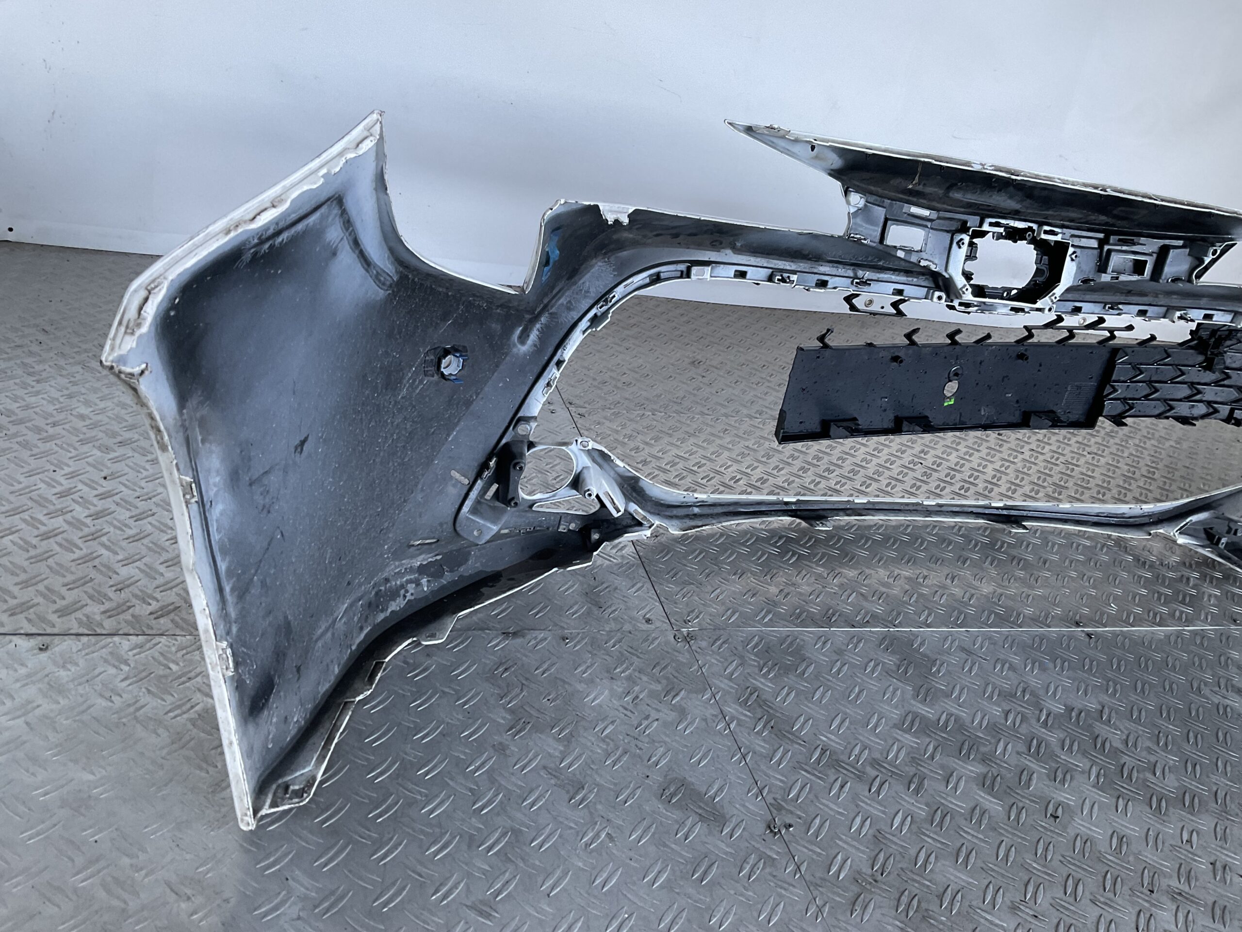 Bumper Toyota Corolla 18-24 pdc 52119-02J90 Voorbumper D4-17237z