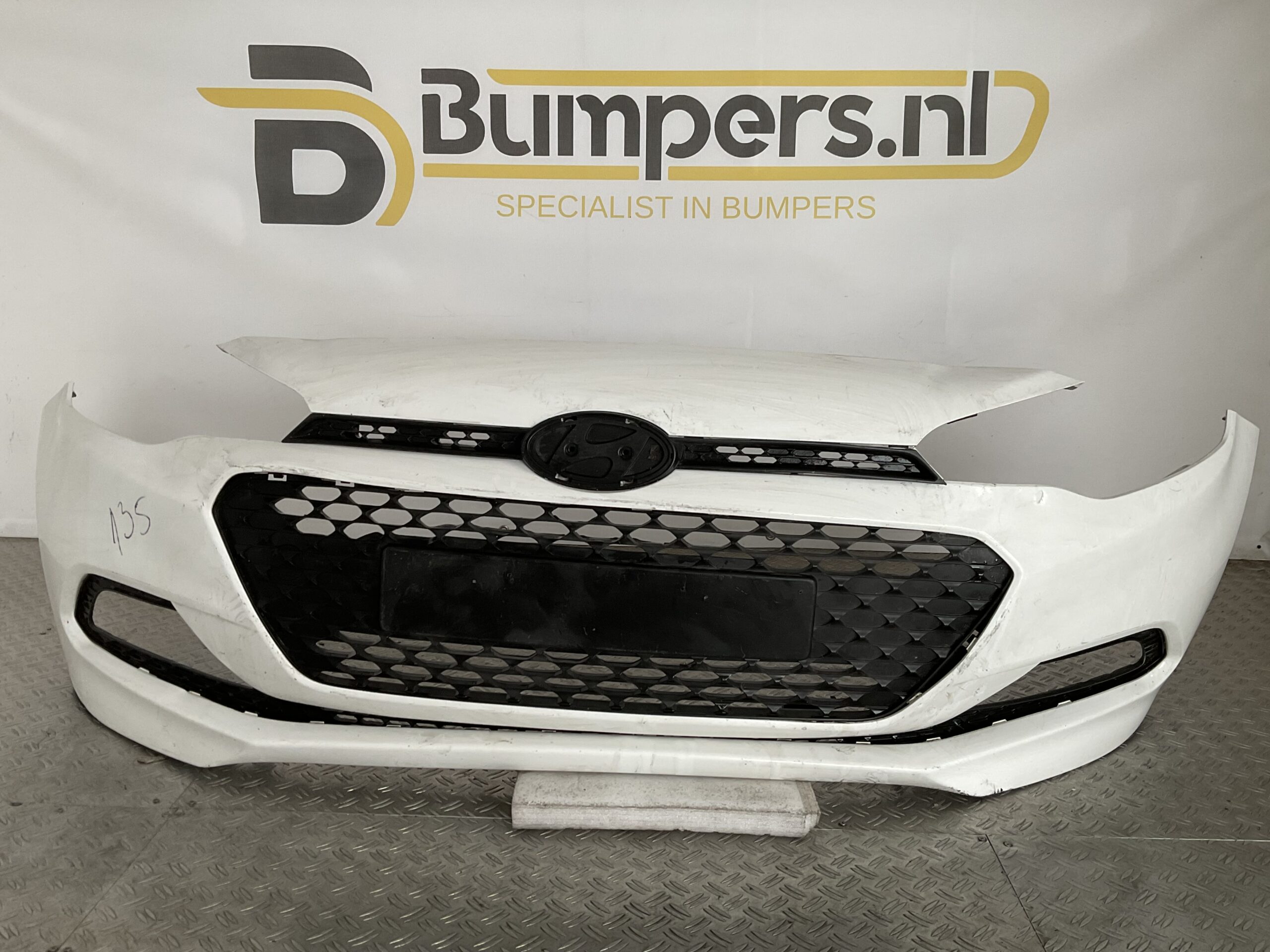 Bumper Hyundai i20 13-16 86511-C8010 Voorbumper E3-17250z