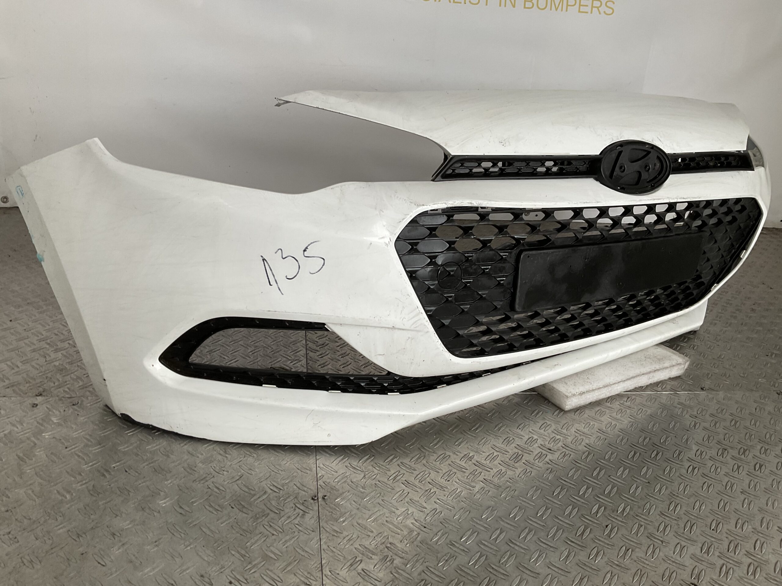 Bumper Hyundai i20 13-16 86511-C8010 Voorbumper E3-17250z