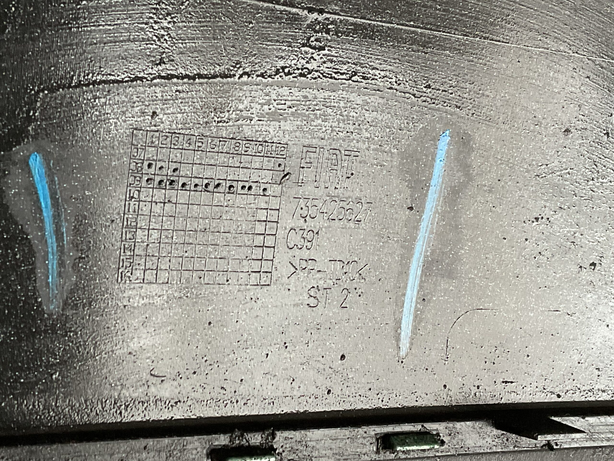 Bumper Fiat 500 735425627 Achterbumper F4-17328z