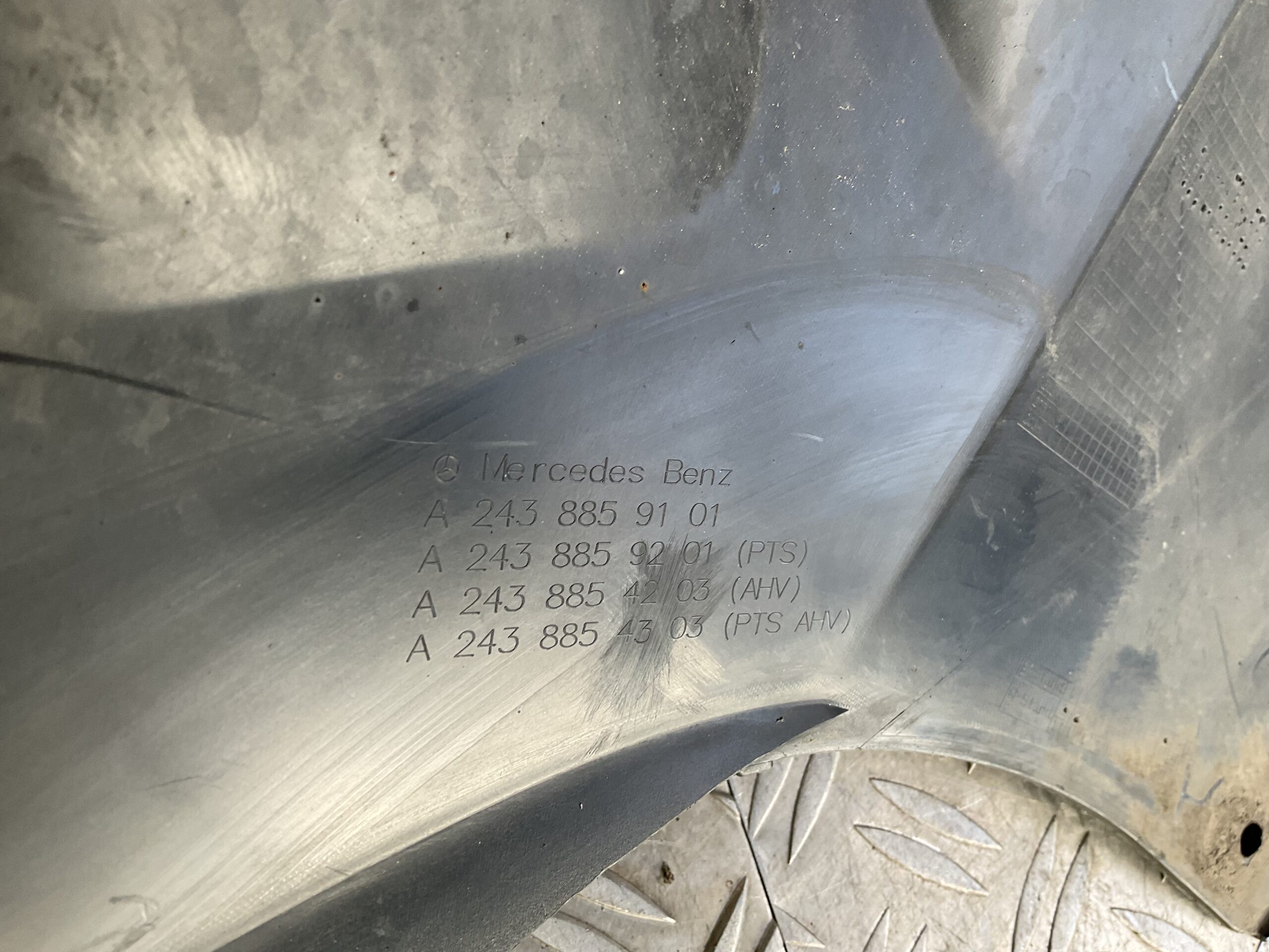 Bumper Mercedes EQB X243 21- A2438859101 Achterbumper F5-16136z