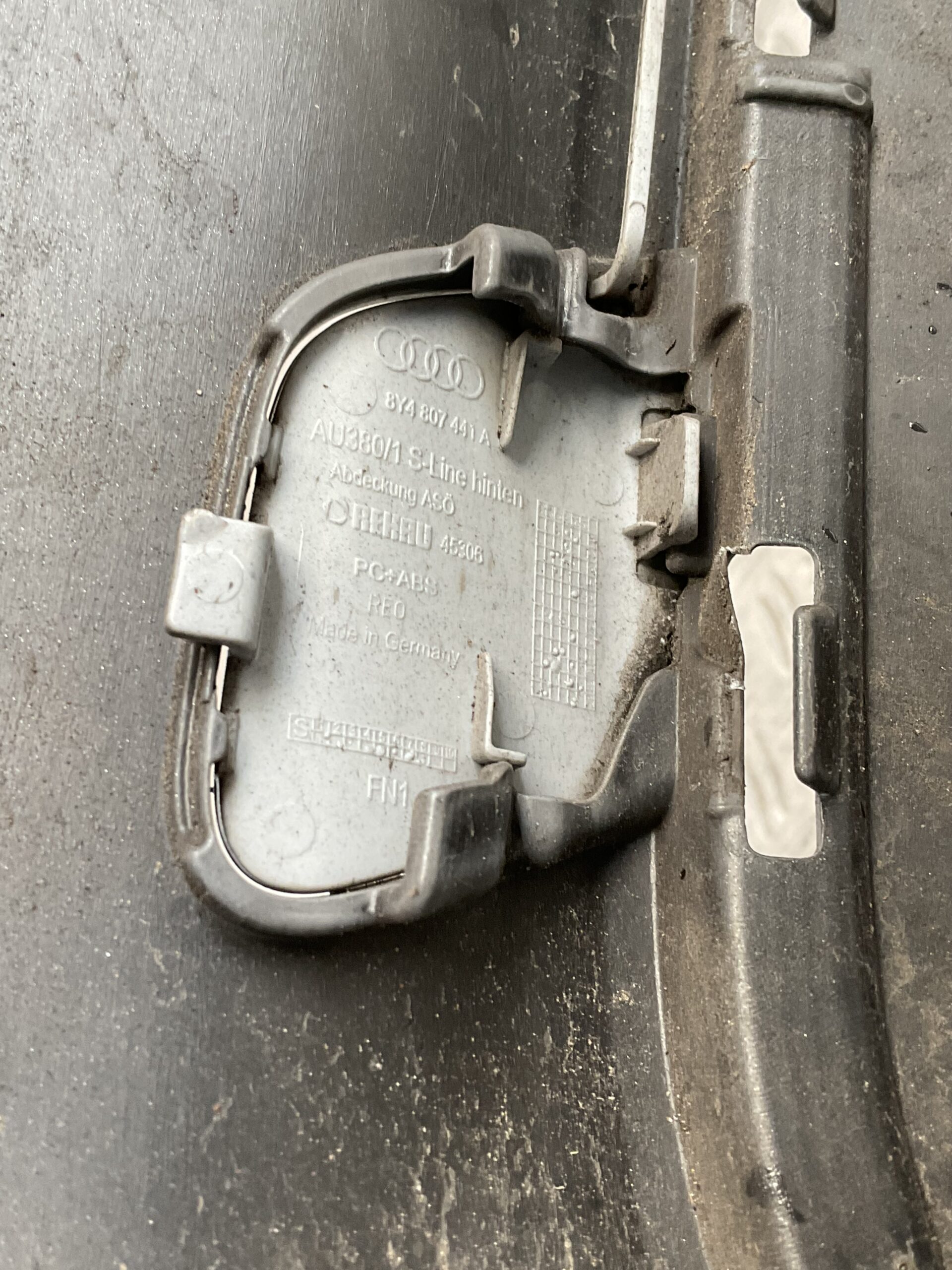 Bumper Audi A3 8Y Sportback 6xpdc 8Y4807511 Achterbumper F5-16141z