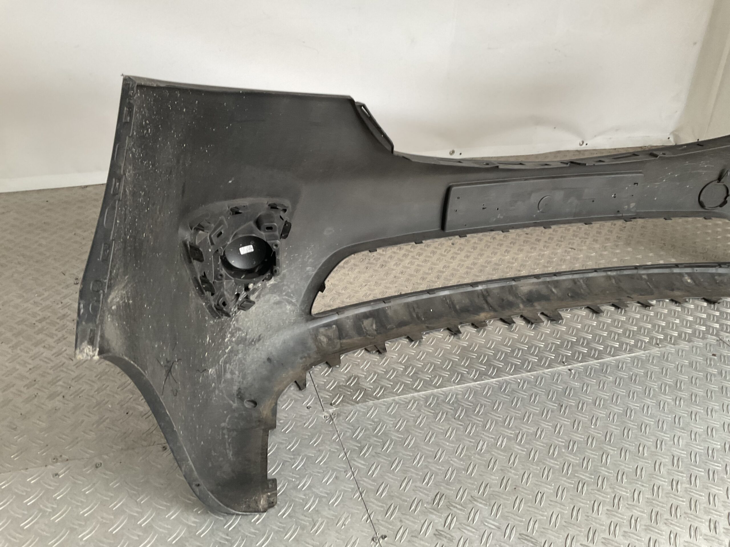 Bumper Renault Trafic Opel Vivaro 14-18 620228716R Voorbumper G5-17400z