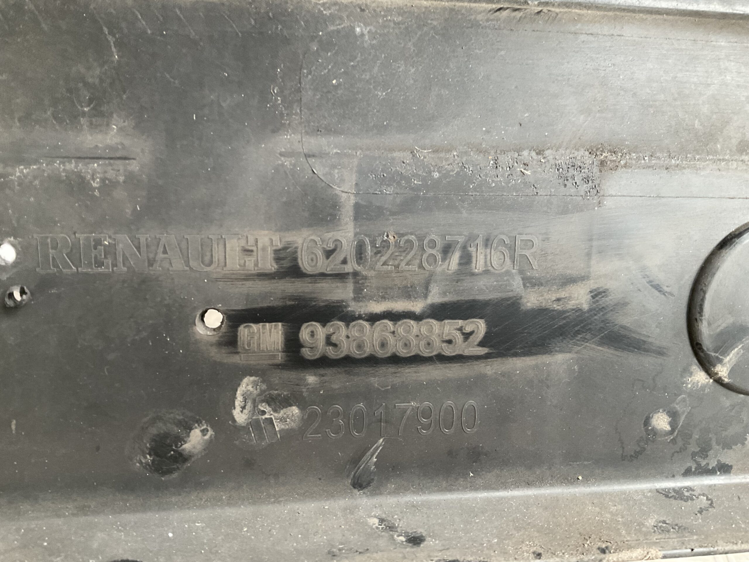 Bumper Renault Trafic Opel Vivaro 14-18 620228716R Voorbumper G5-17400z