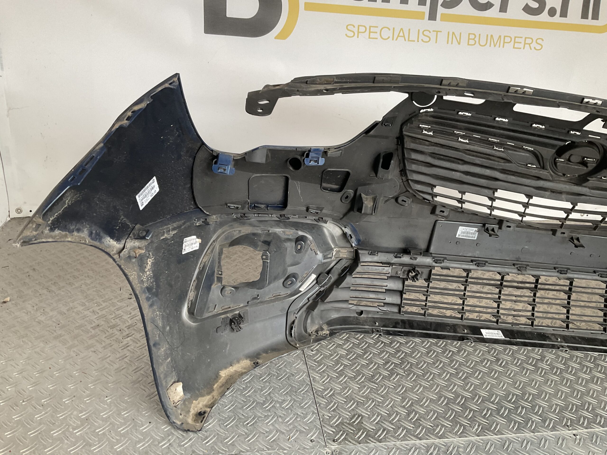 Bumper Opel Combo E 6xpdc 18-23 9816774280 Voorbumper i5-17405z