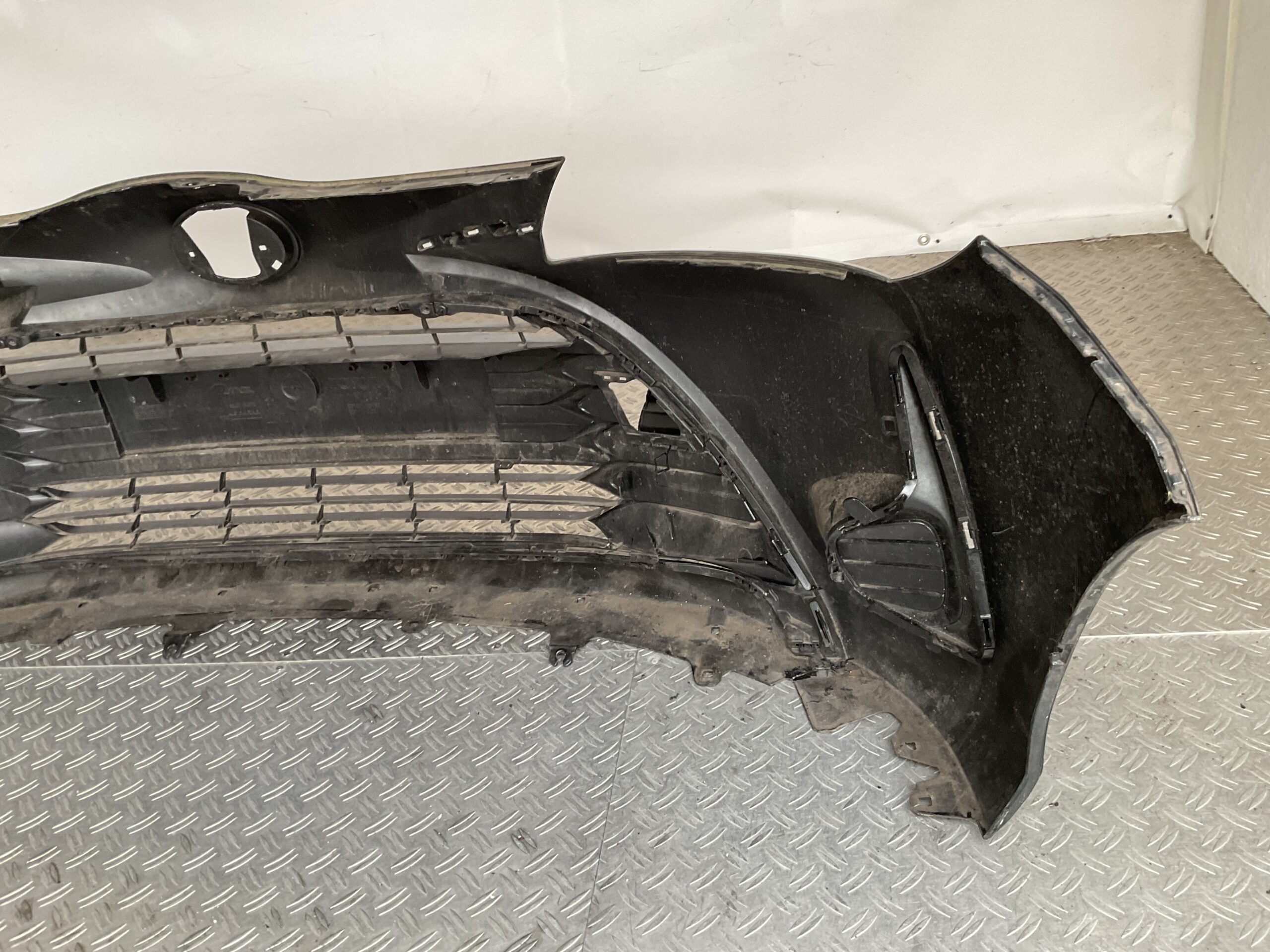 Bumper Toyota Yaris Facelift 2018-2021 53102-0D140 Voorbumper D9-17419z